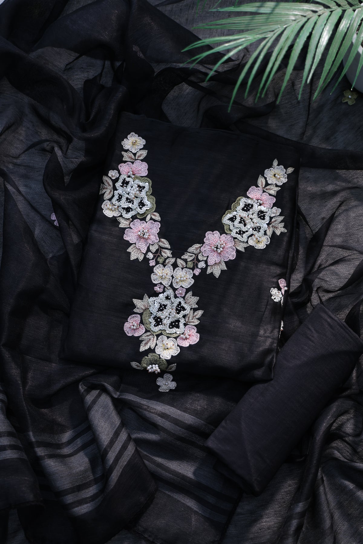 Linen Handwork Suit Piece