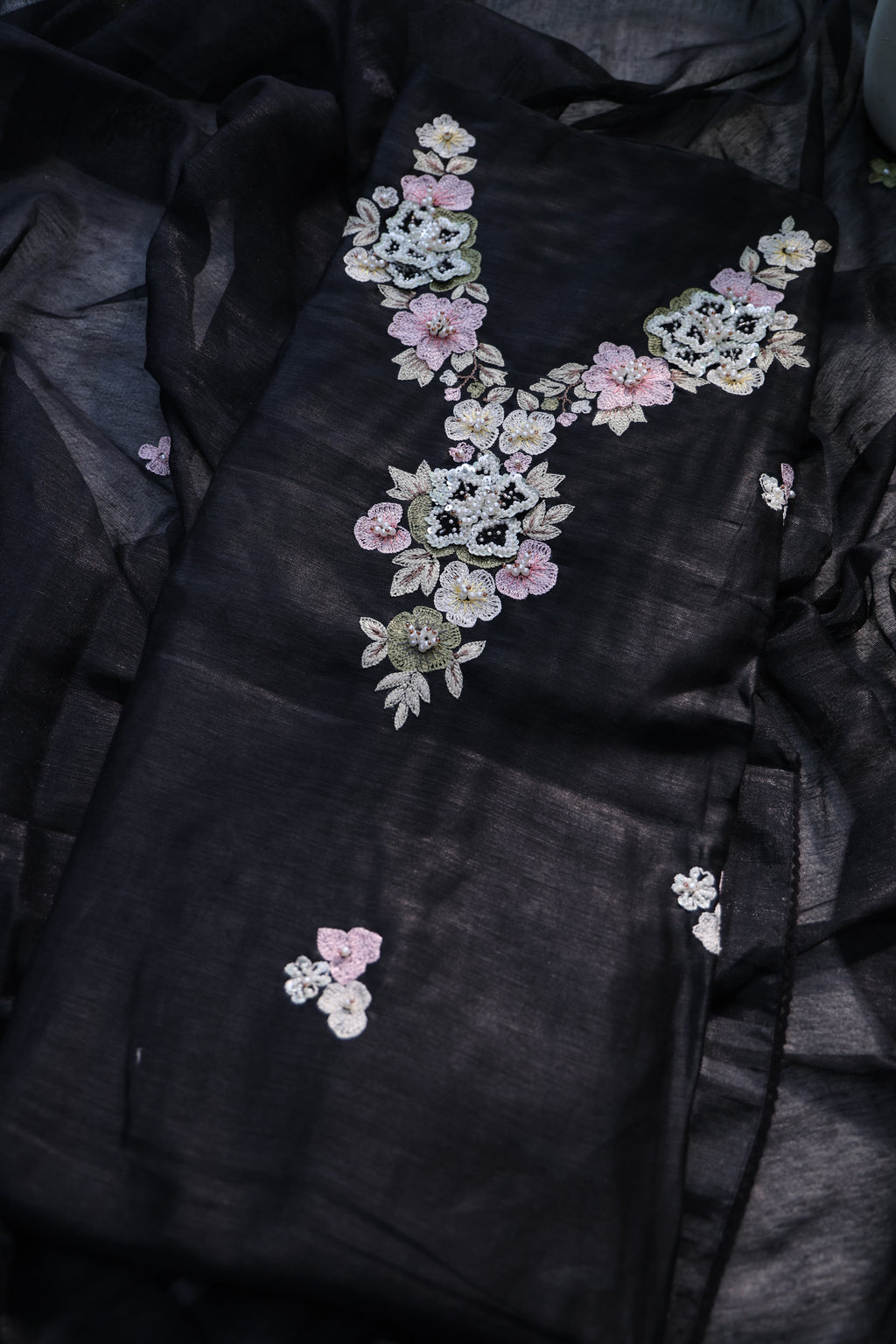 Linen Handwork Suit Piece