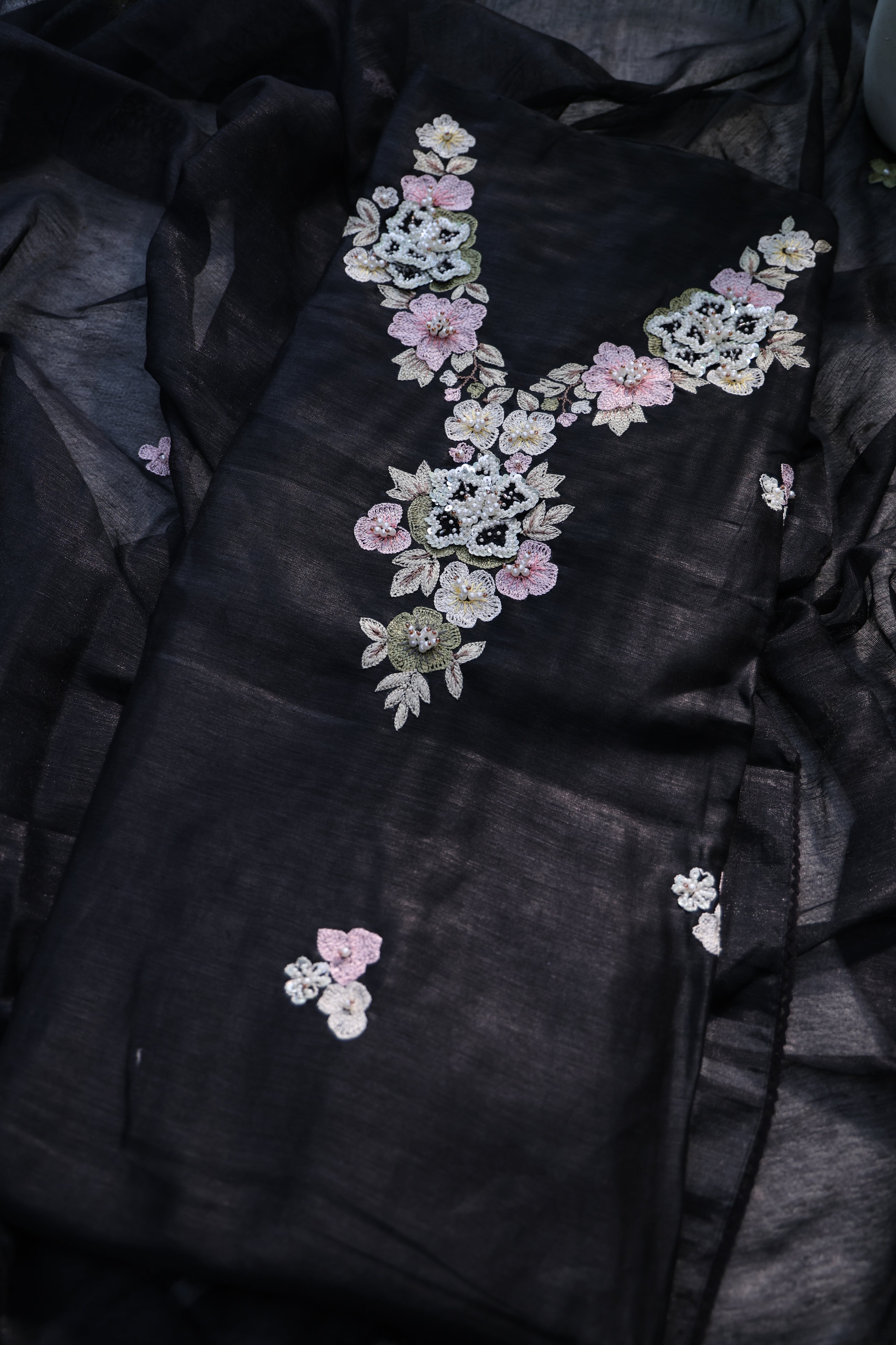 Linen Handwork Suit Piece