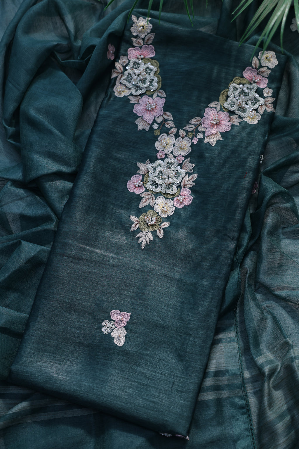 Linen Handwork Suit Piece