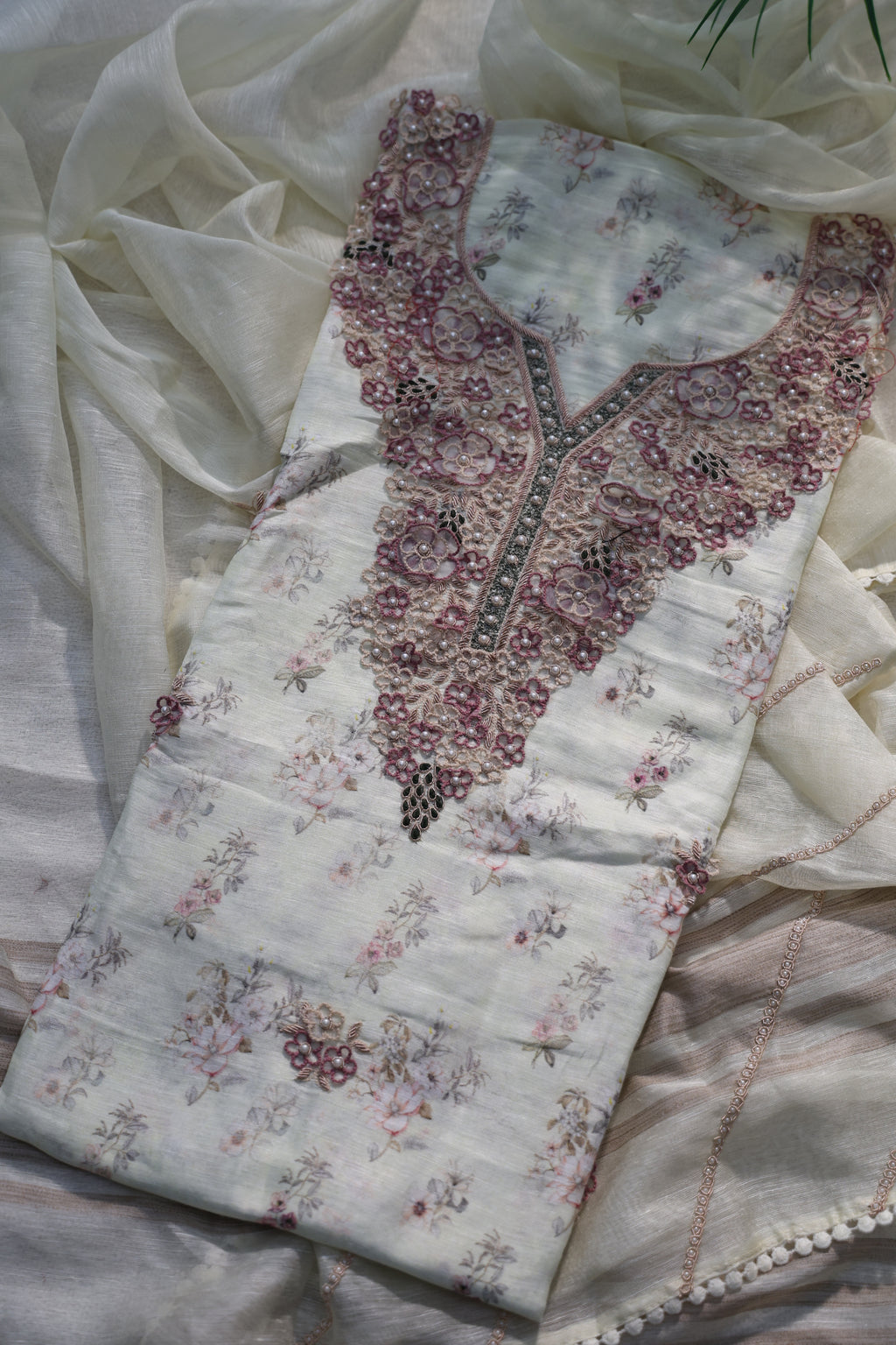 Linen Handwork Suit Piece