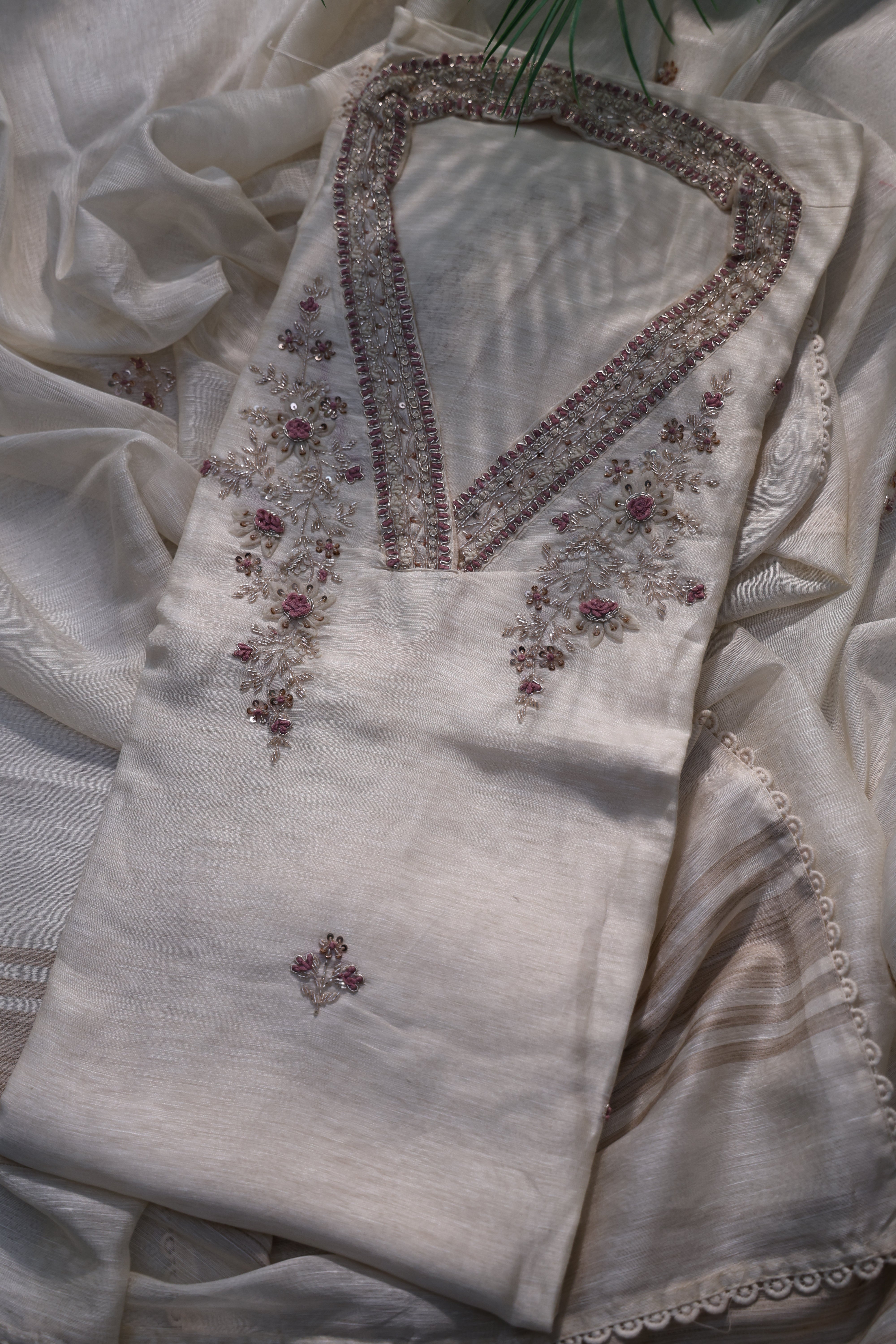 Linen Handwork Suit Piece