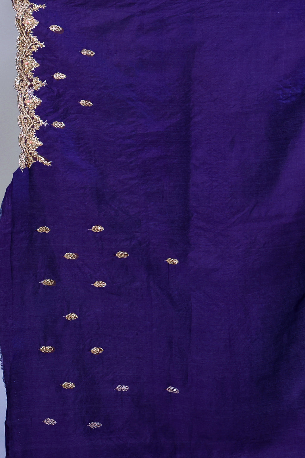 Tussar Zardosi