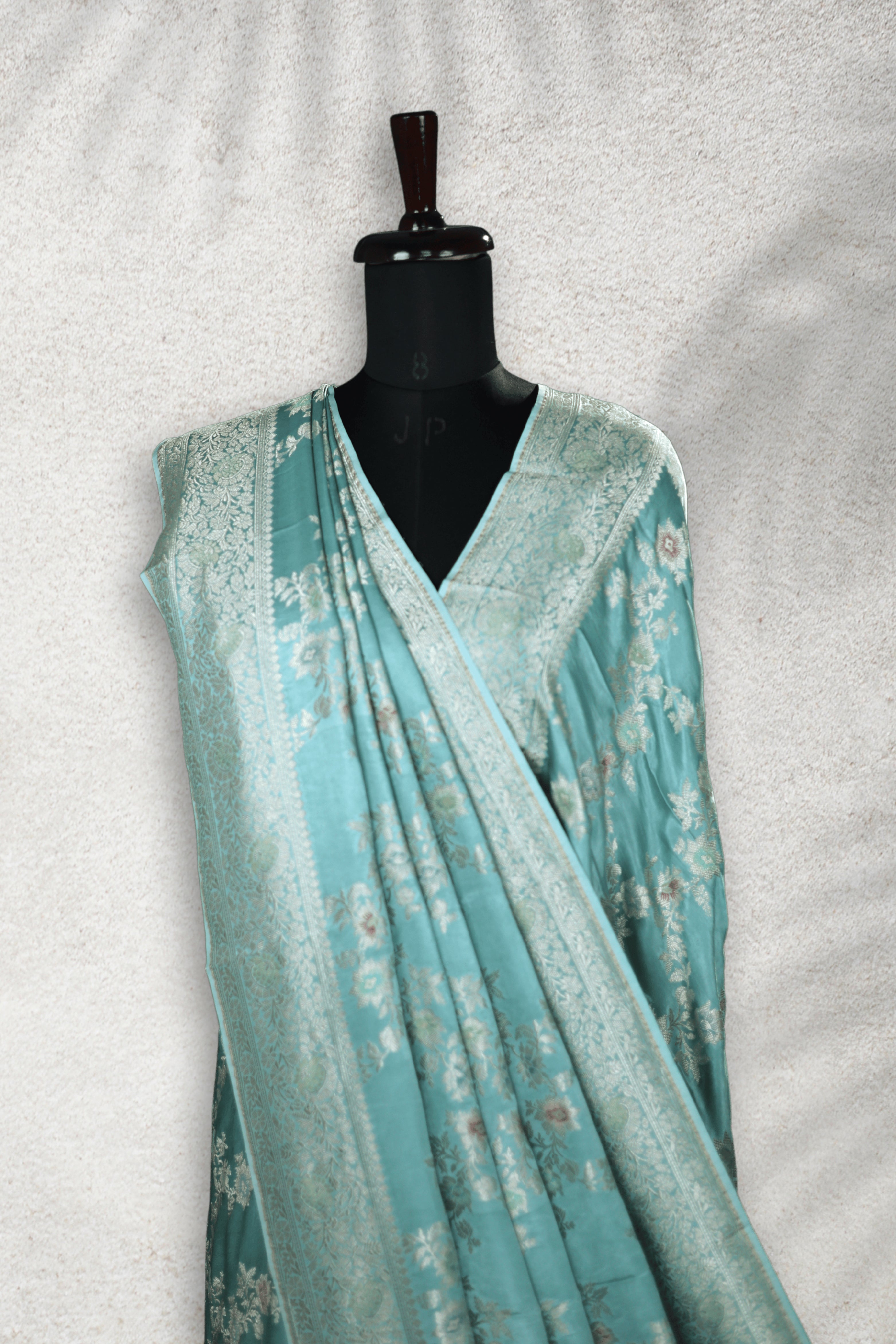 Jaal Semi Mashru Banarasi