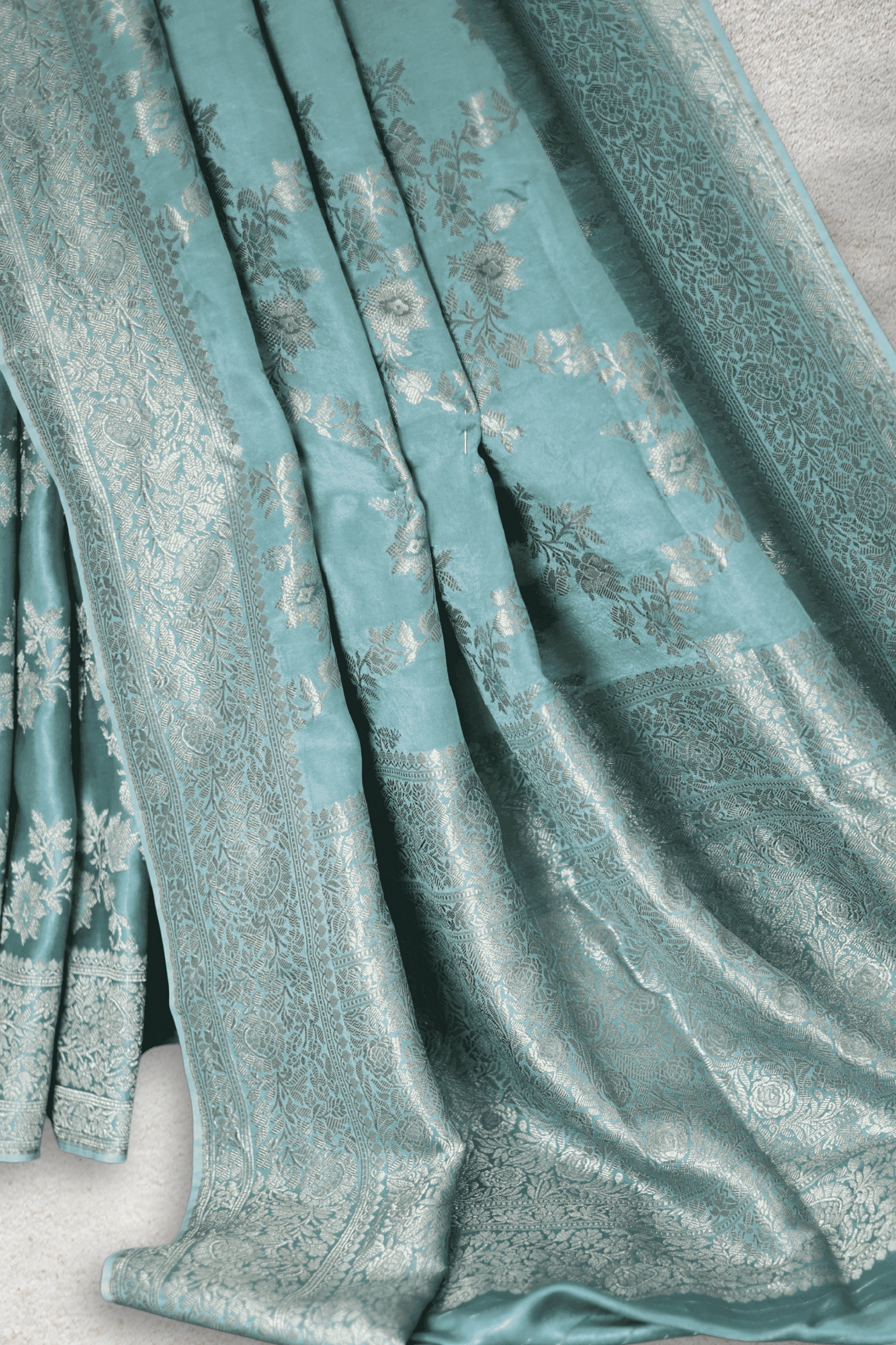 Jaal Semi Mashru Banarasi