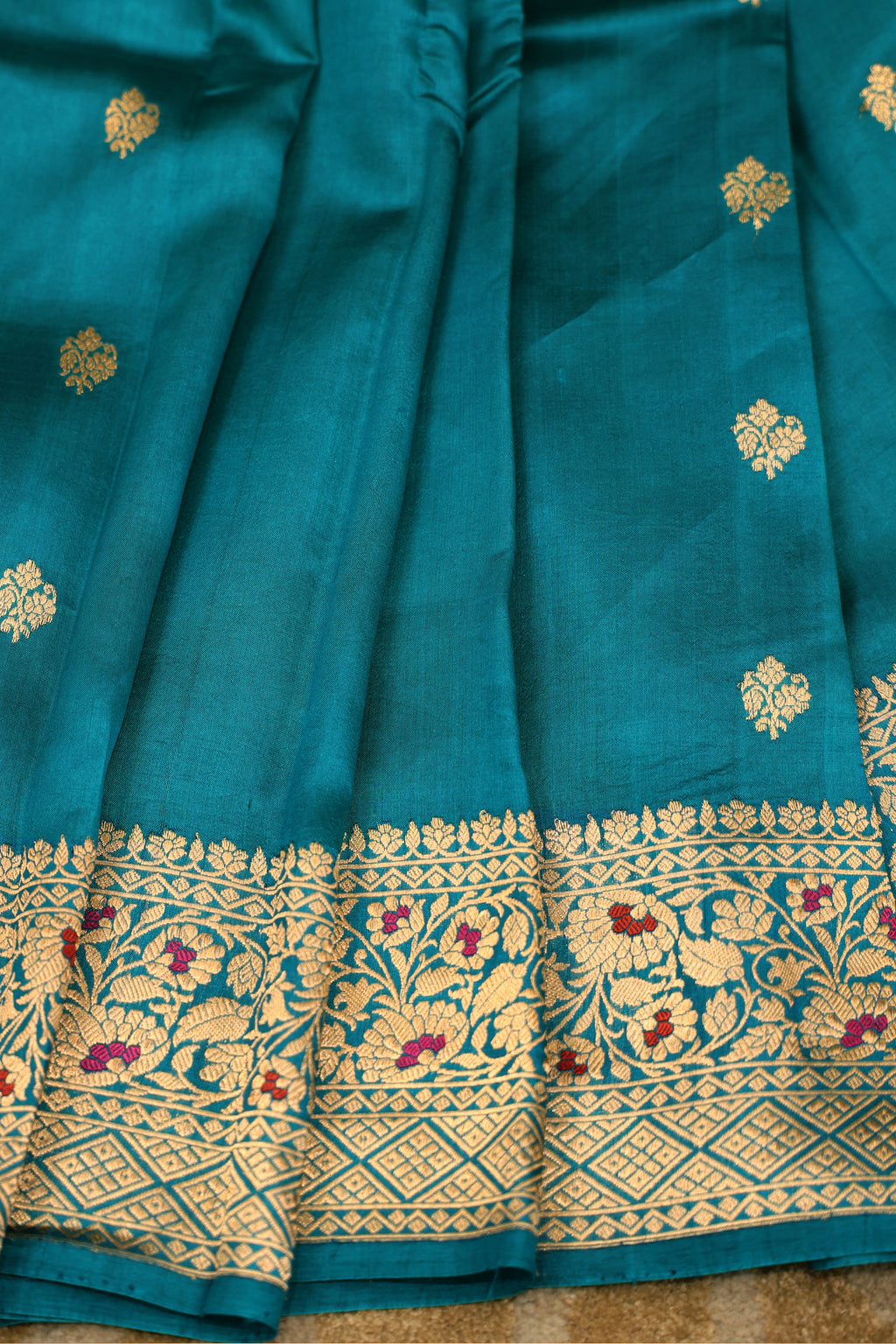 Katan Banarasi