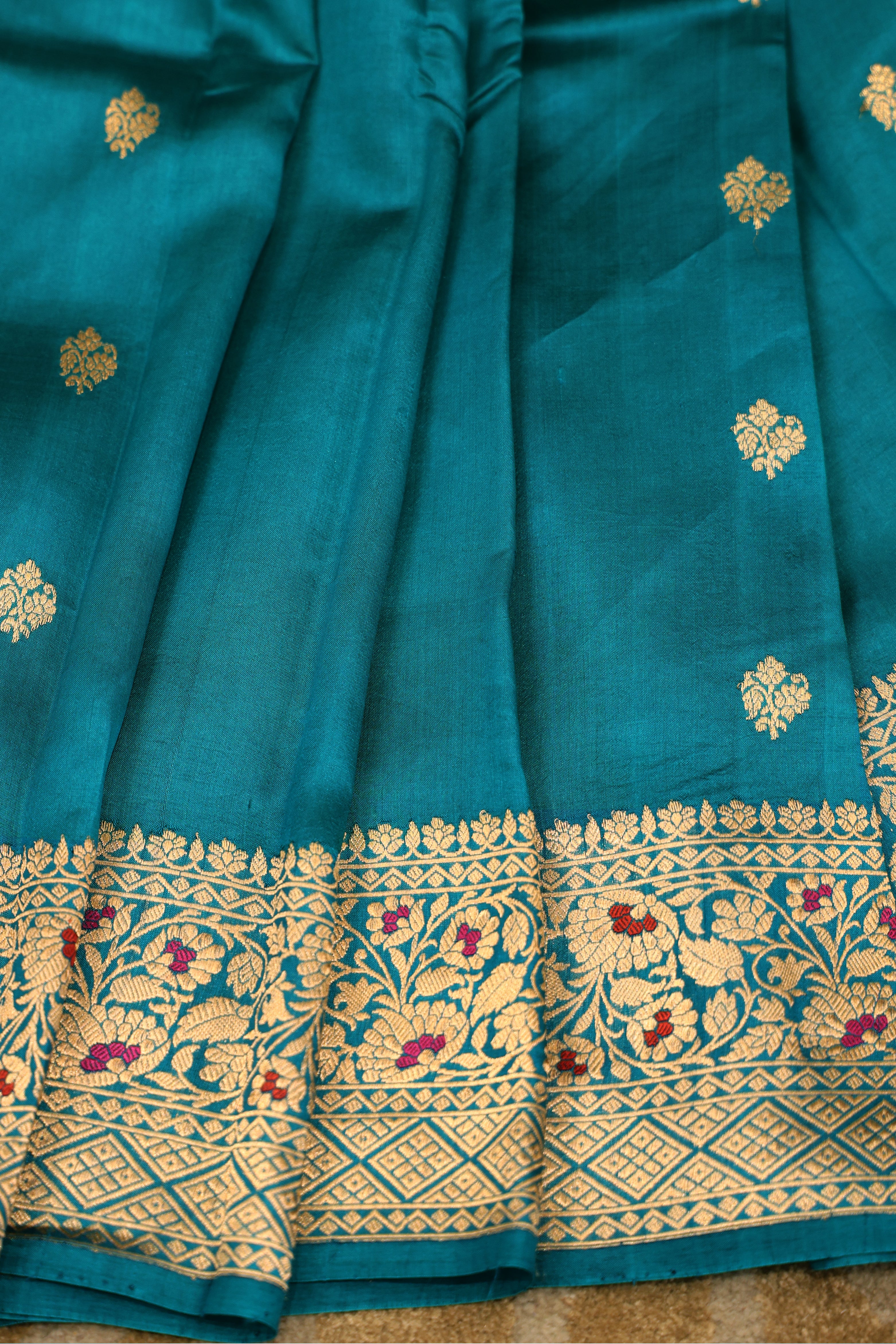 Katan Banarasi