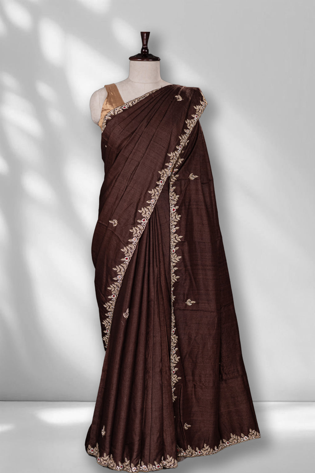 Tussar Zardosi