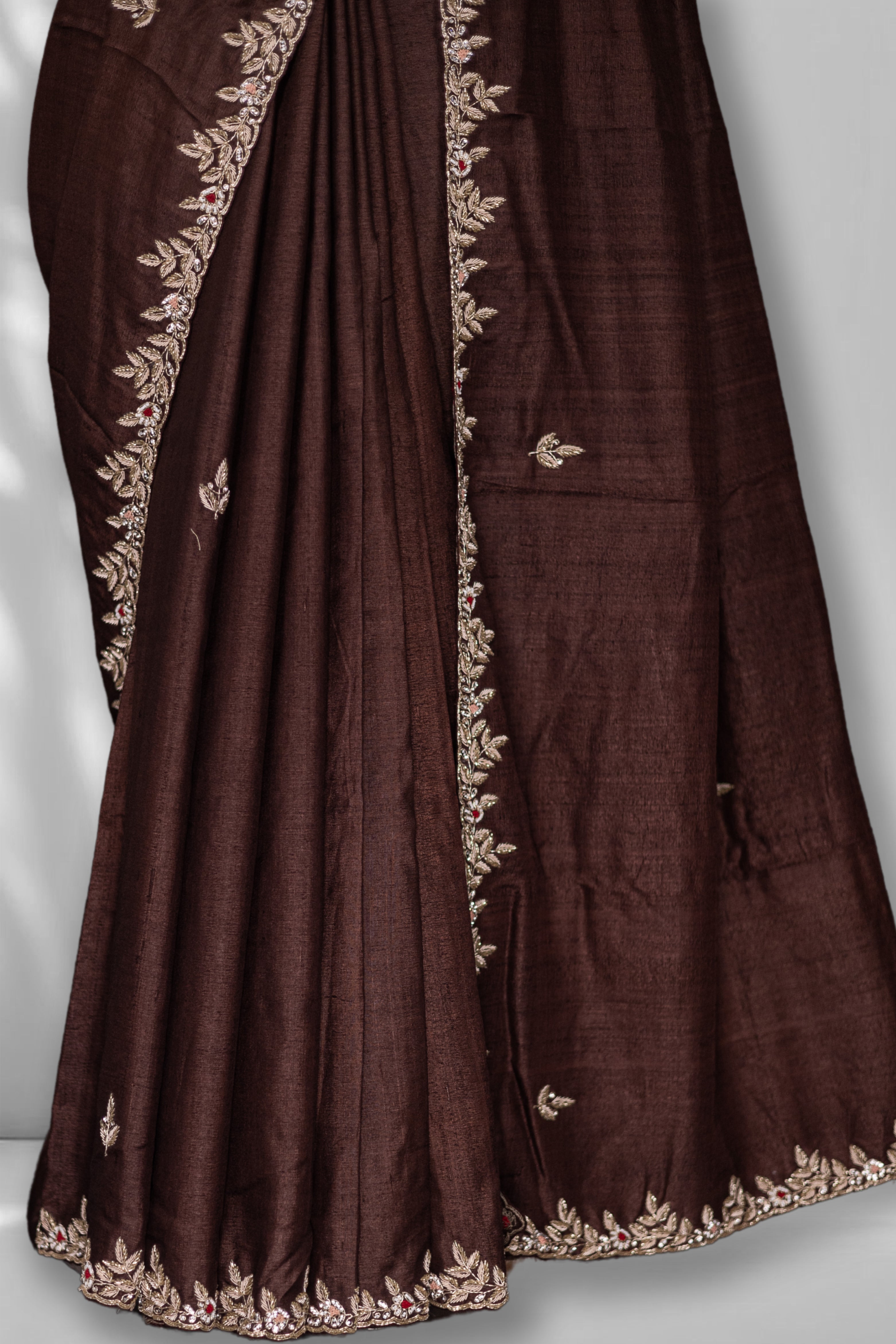 Tussar Zardosi