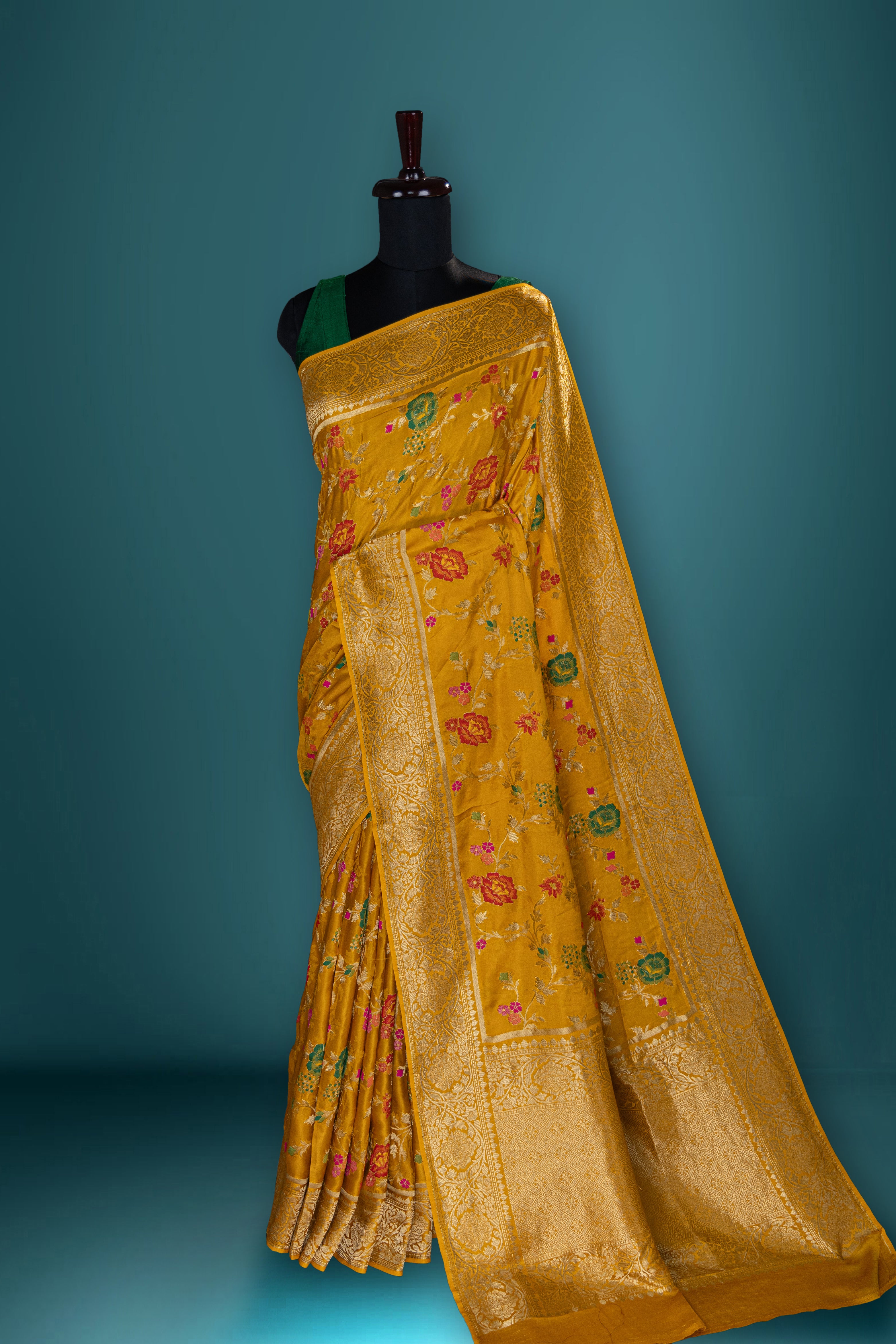 Jaal Semi Mashru Banarasi