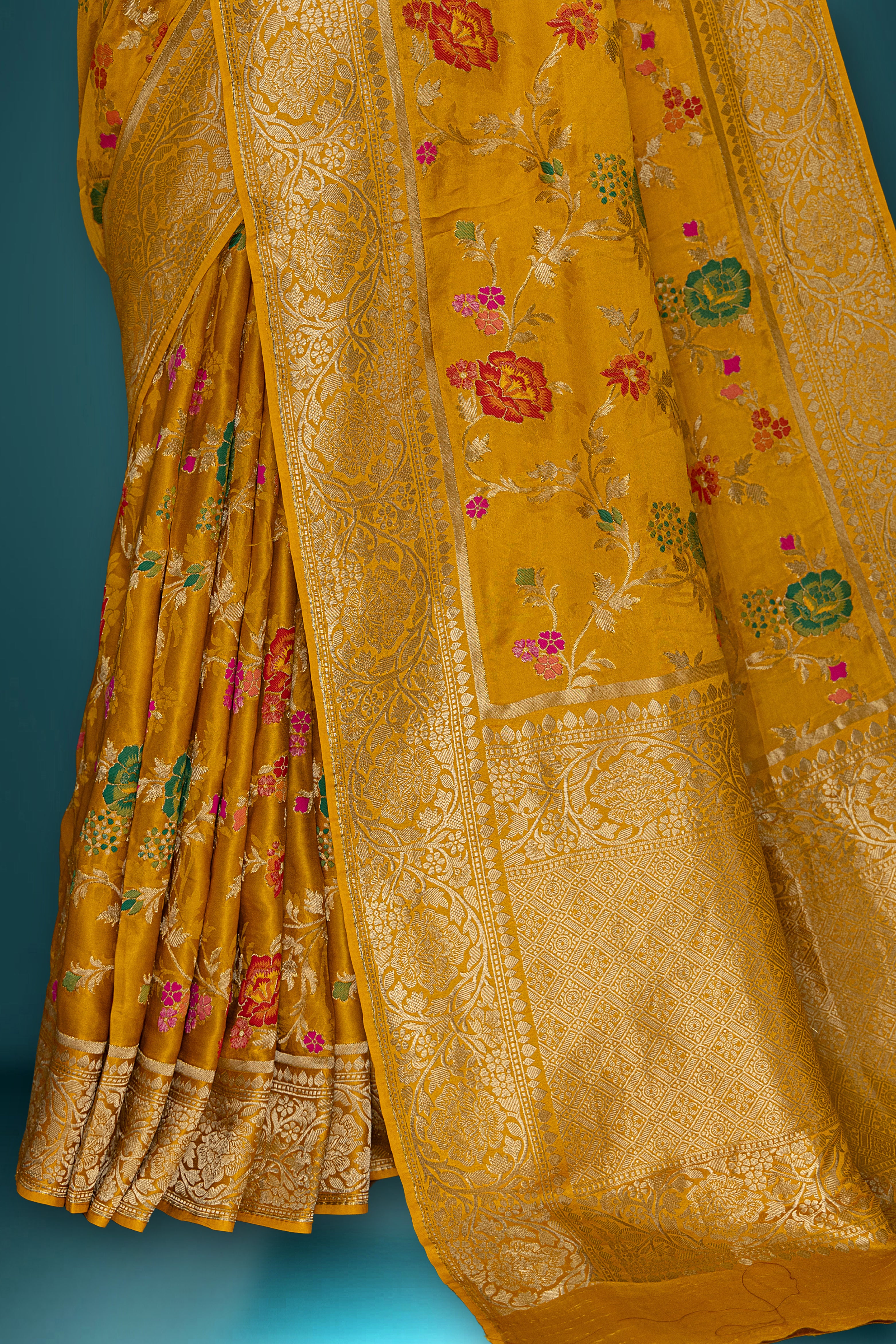 Jaal Semi Mashru Banarasi