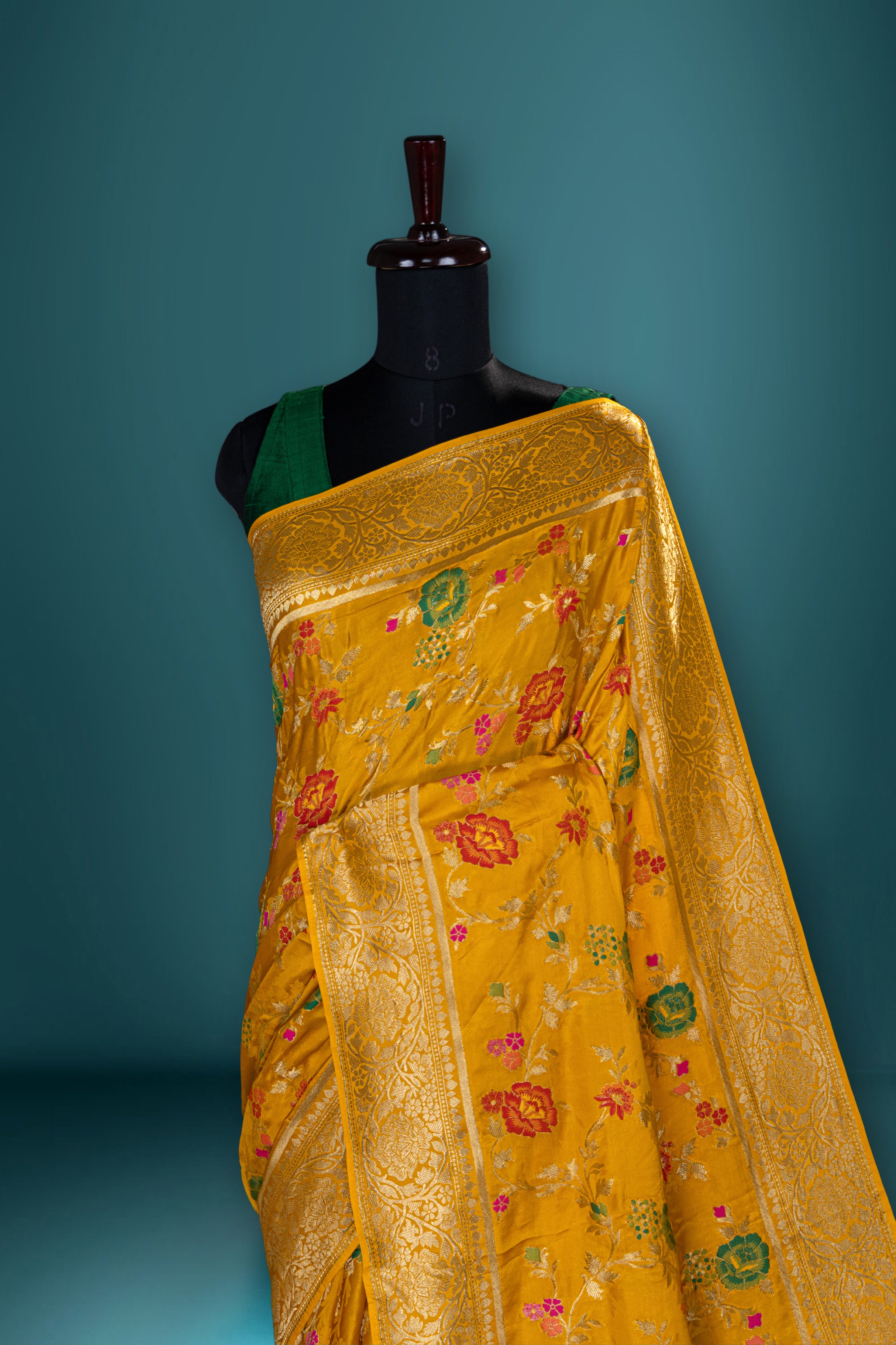 Jaal Semi Mashru Banarasi