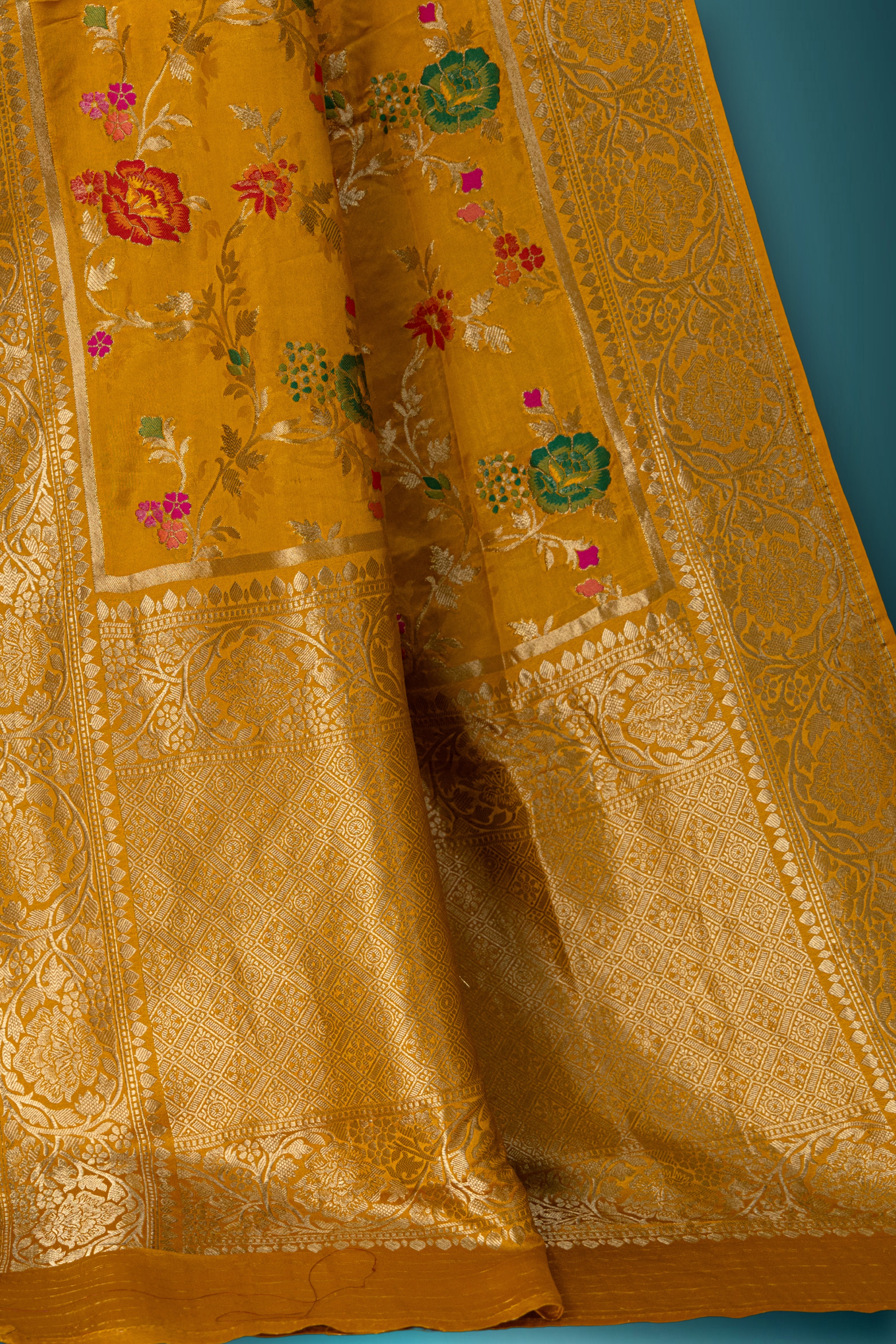 Jaal Semi Mashru Banarasi