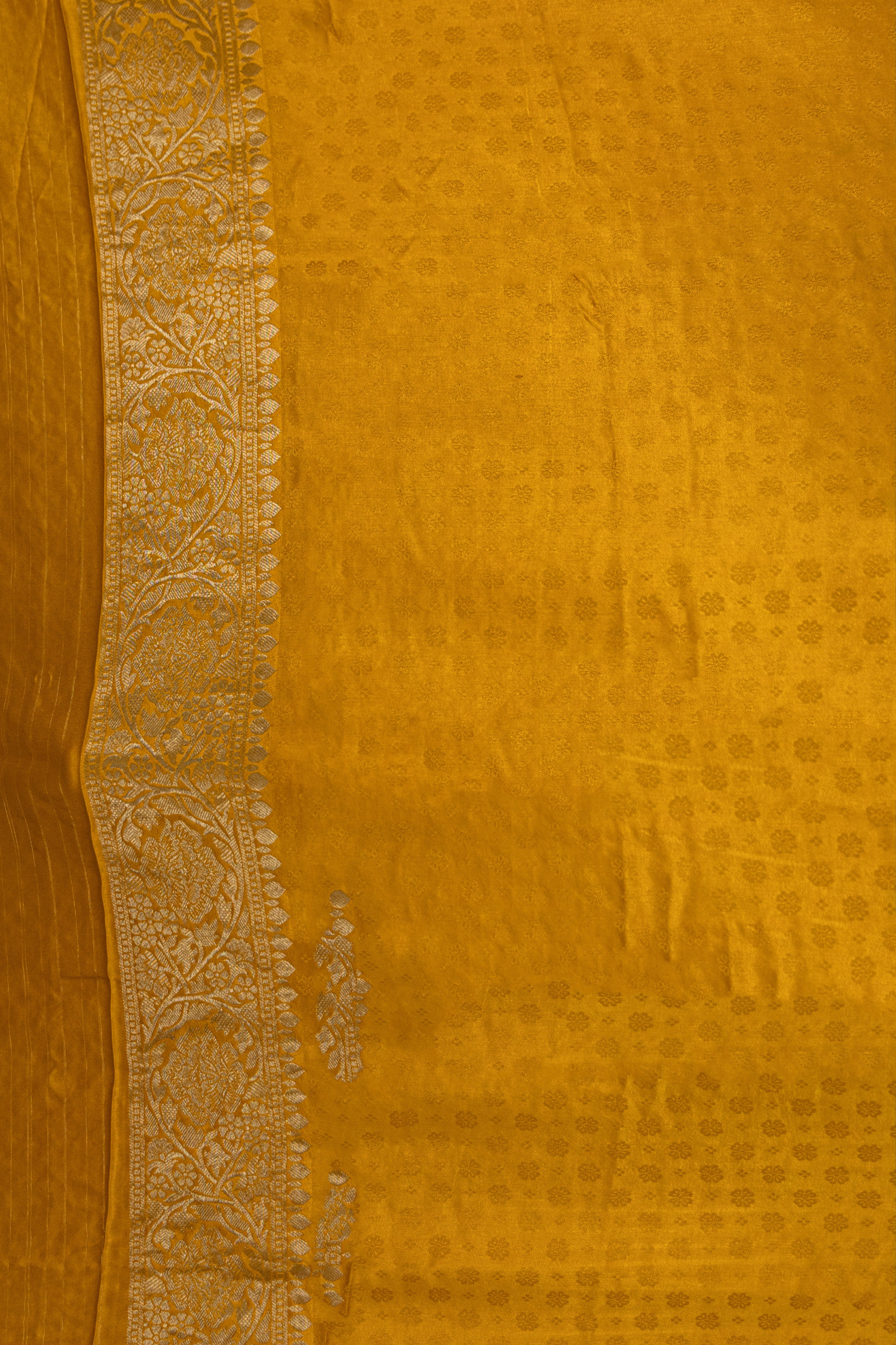 Jaal Semi Mashru Banarasi