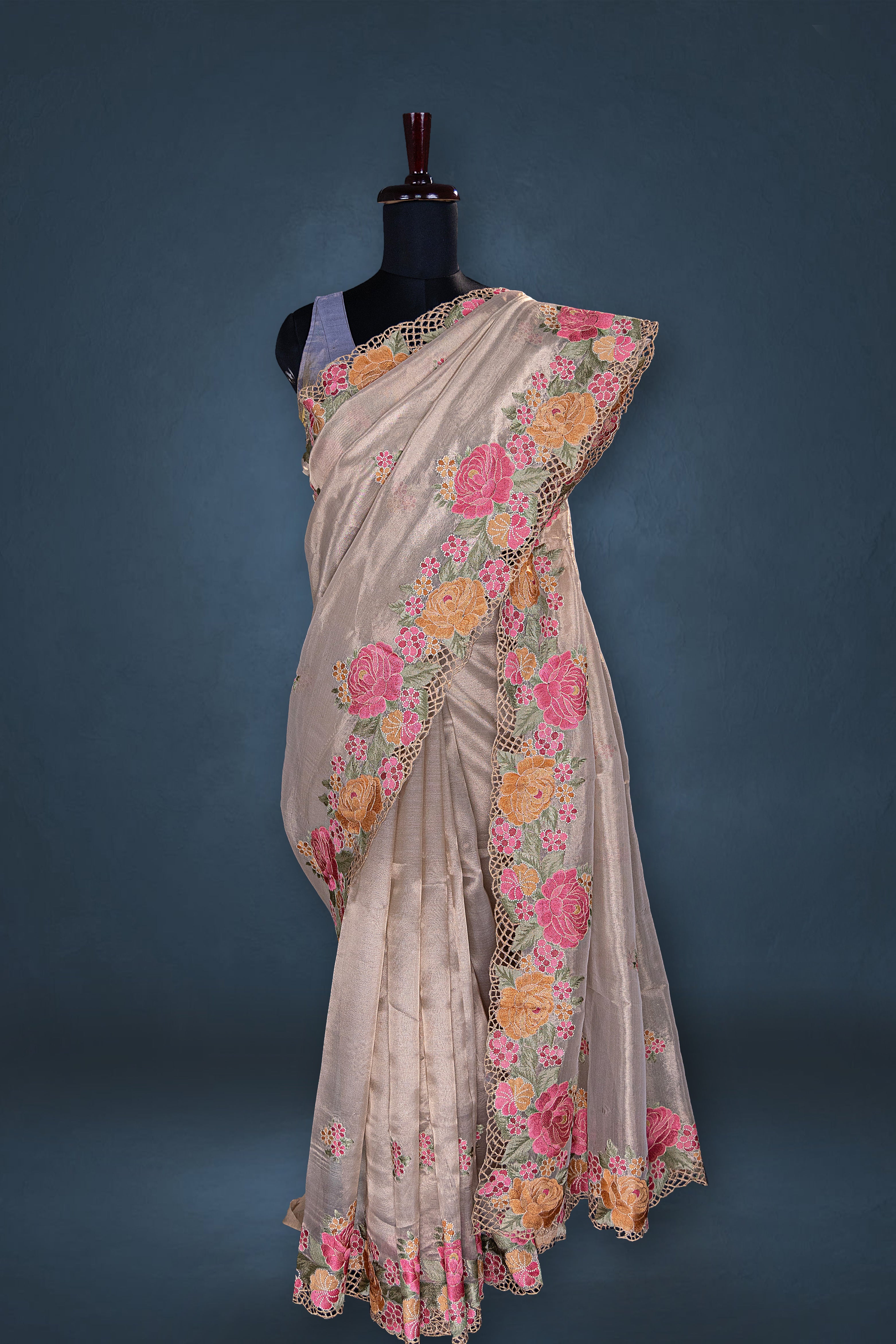 Semi Tissue Cutwork