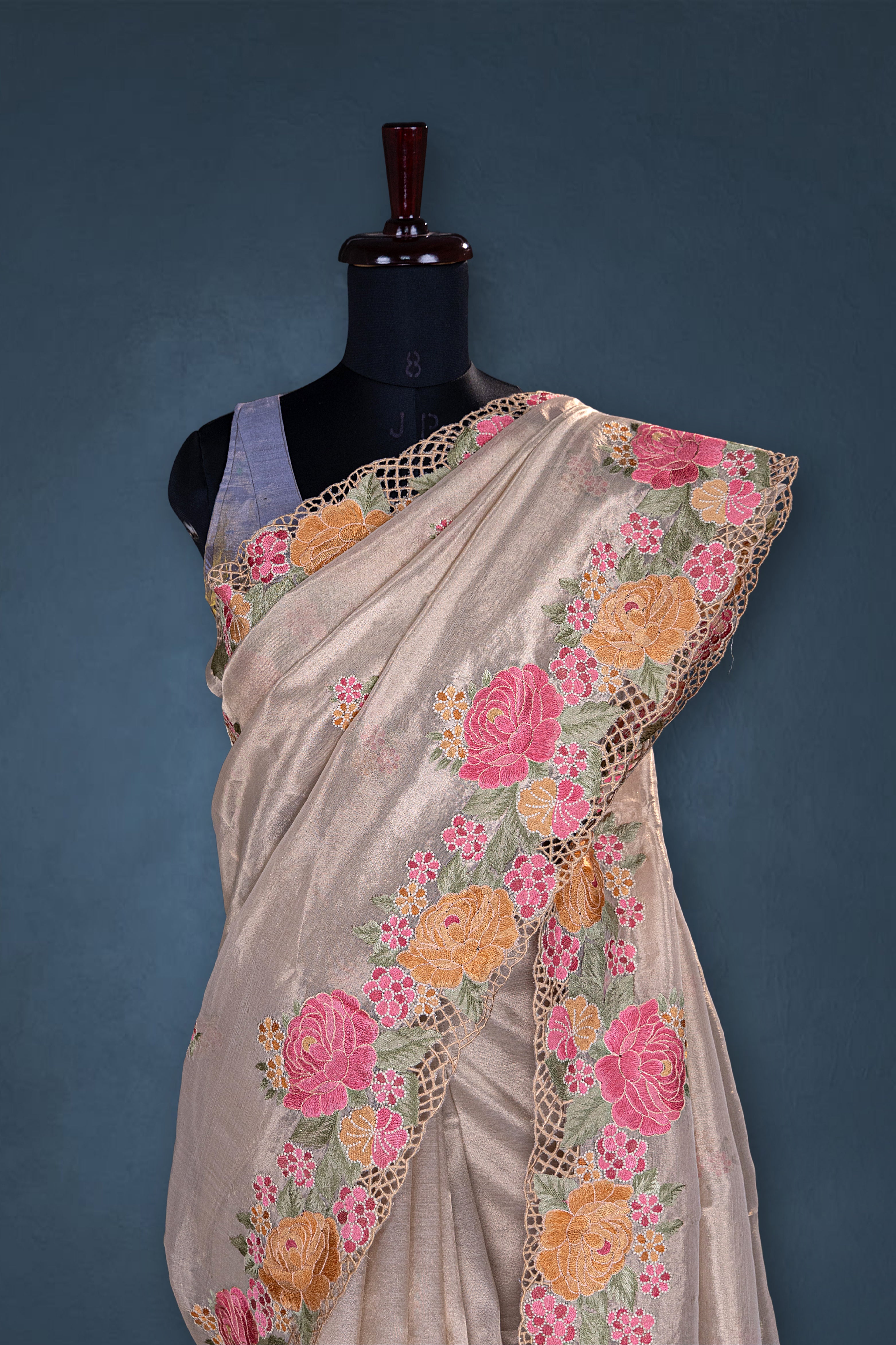 Semi Tissue Cutwork