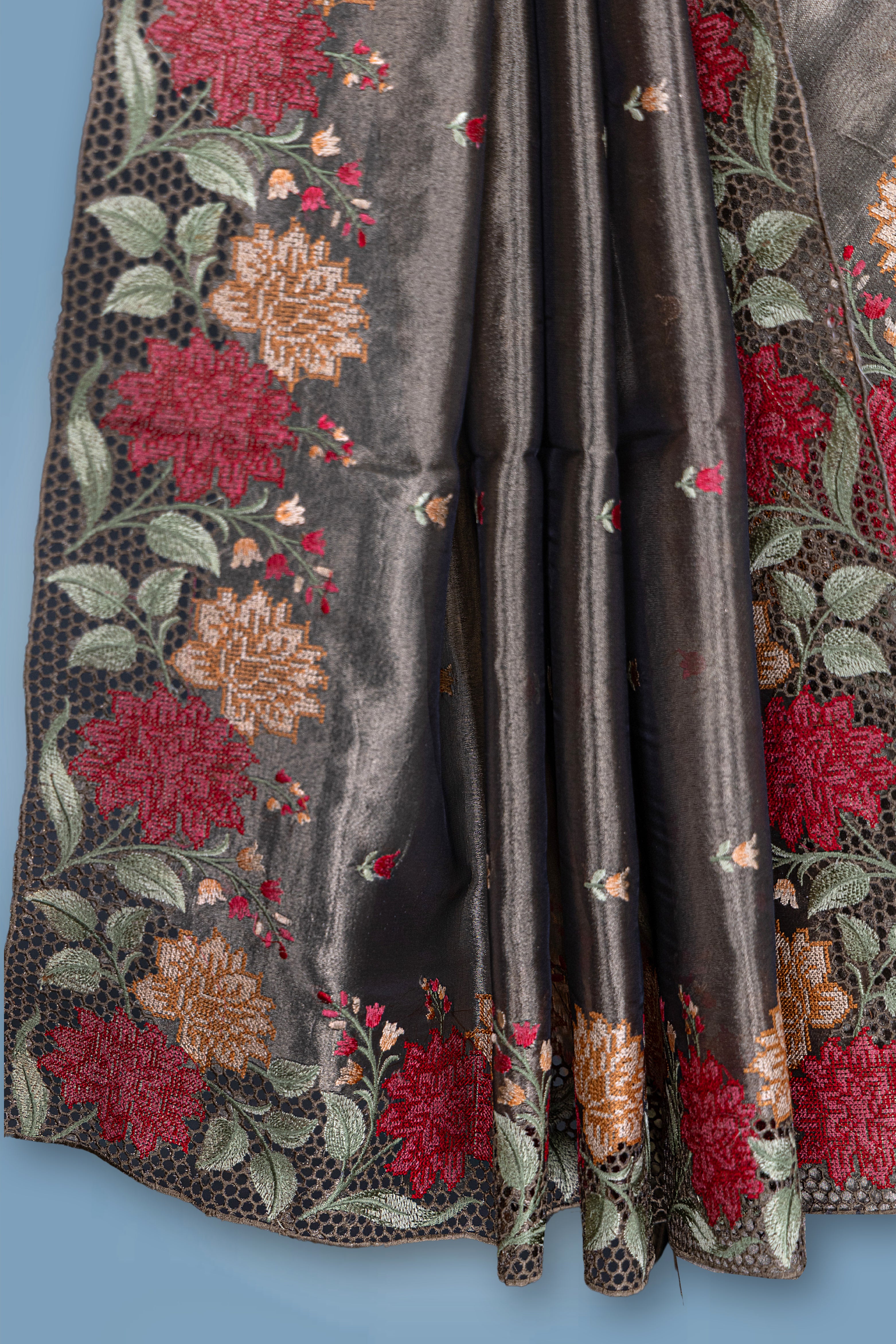 Semi Tissue Cutwork