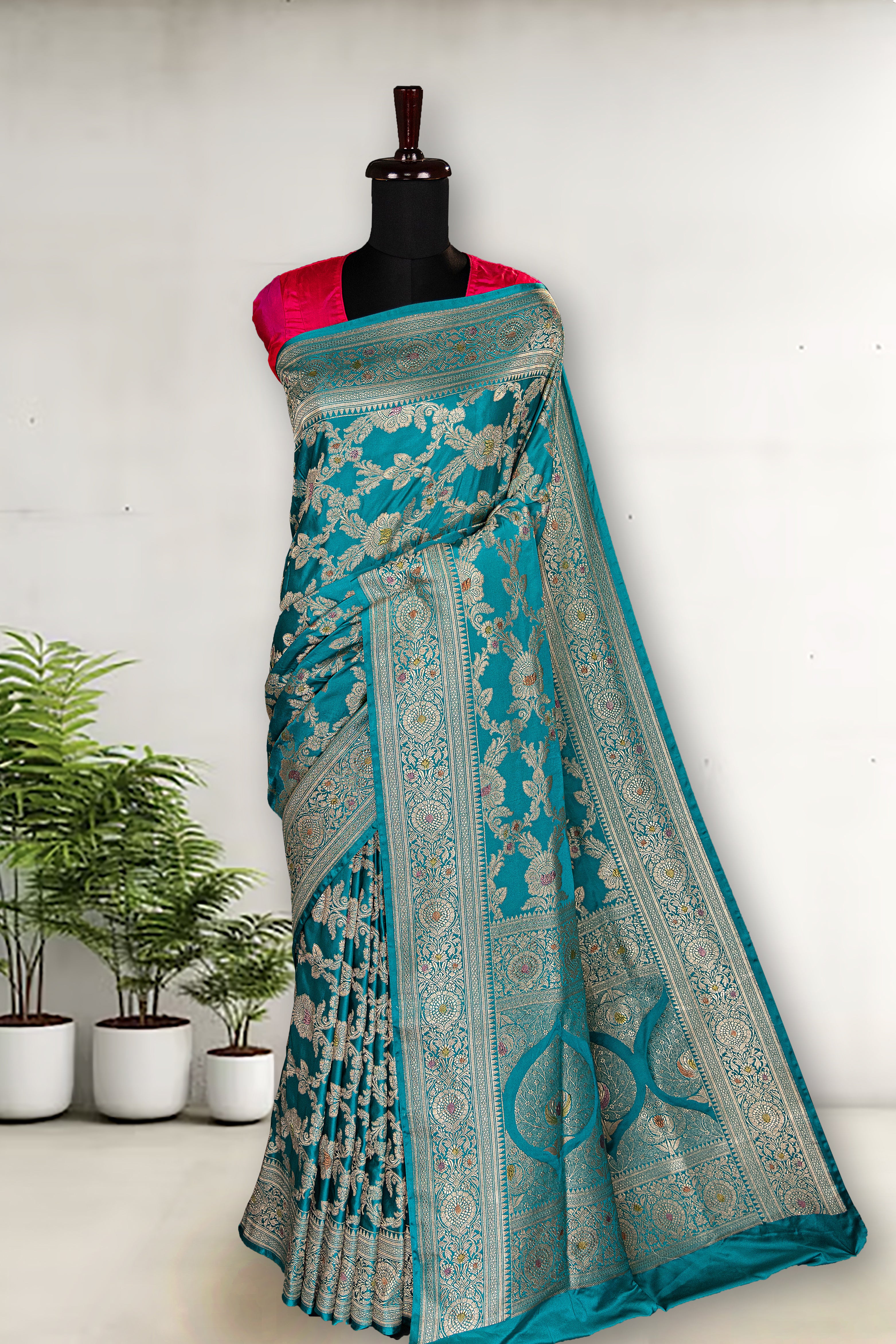 Jaal Semi Mashru Banarasi