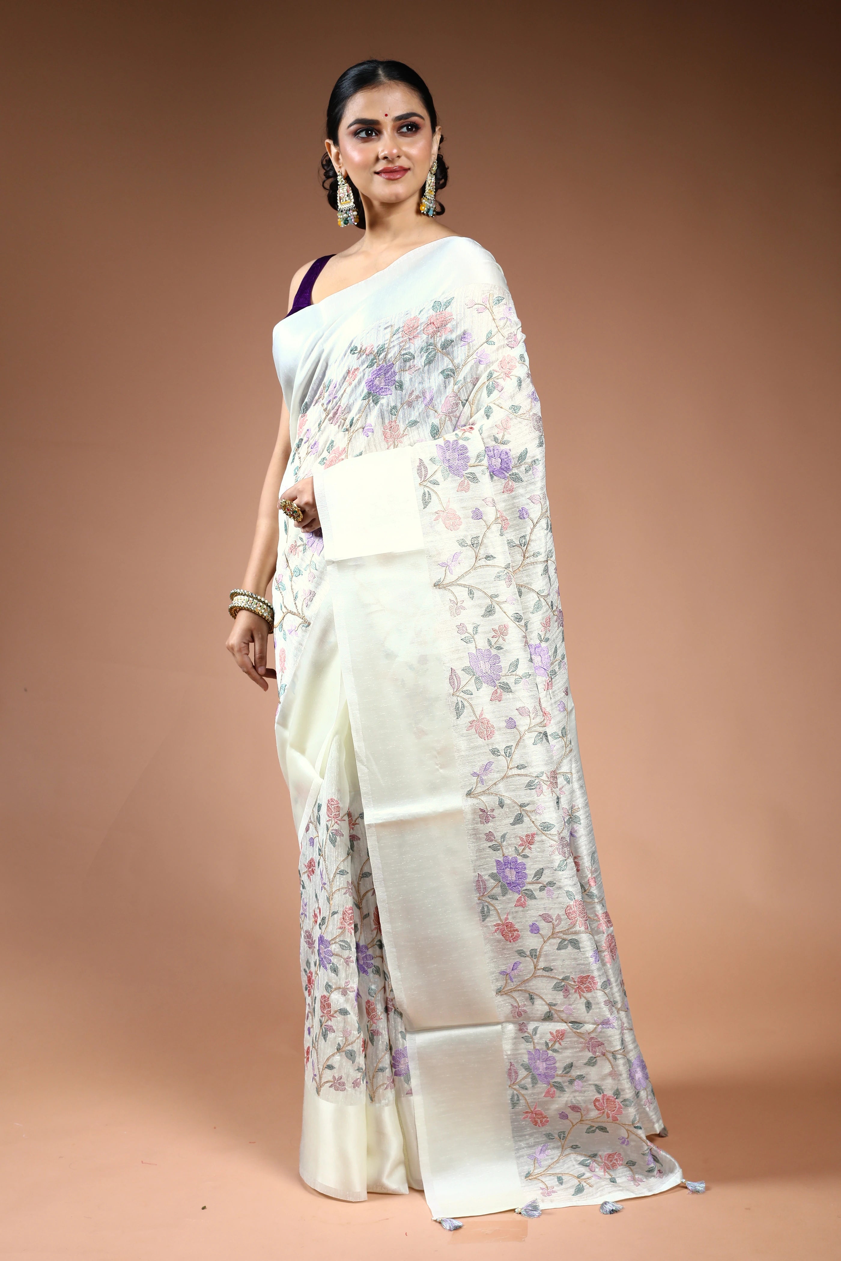 White Semi Raw Silk Saree with Blouse Piece
