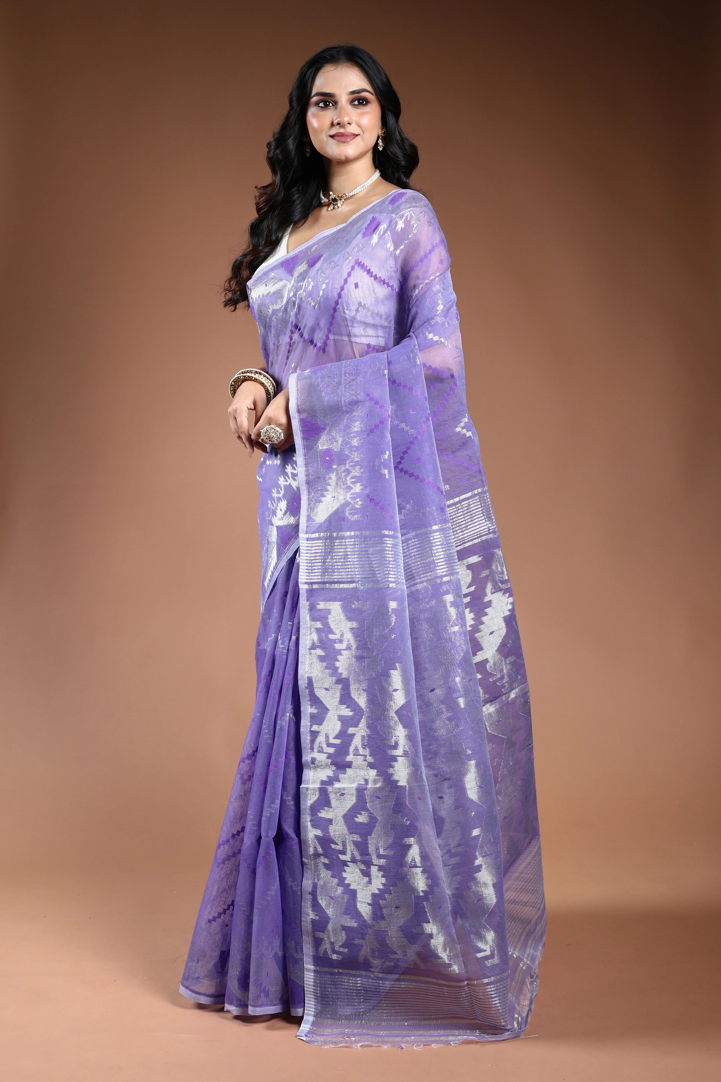 Lavendar Bengal Jamdani Saree with Blouse Piece