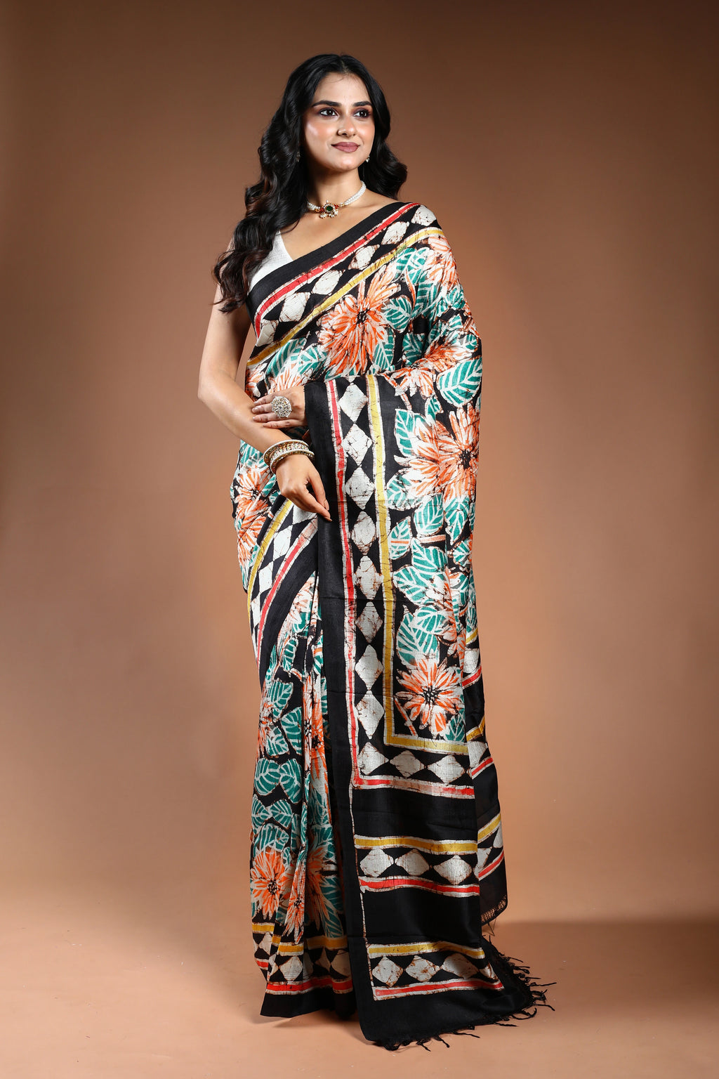 Black Pure Bishnupur Silk Saree with Blouse Piece
