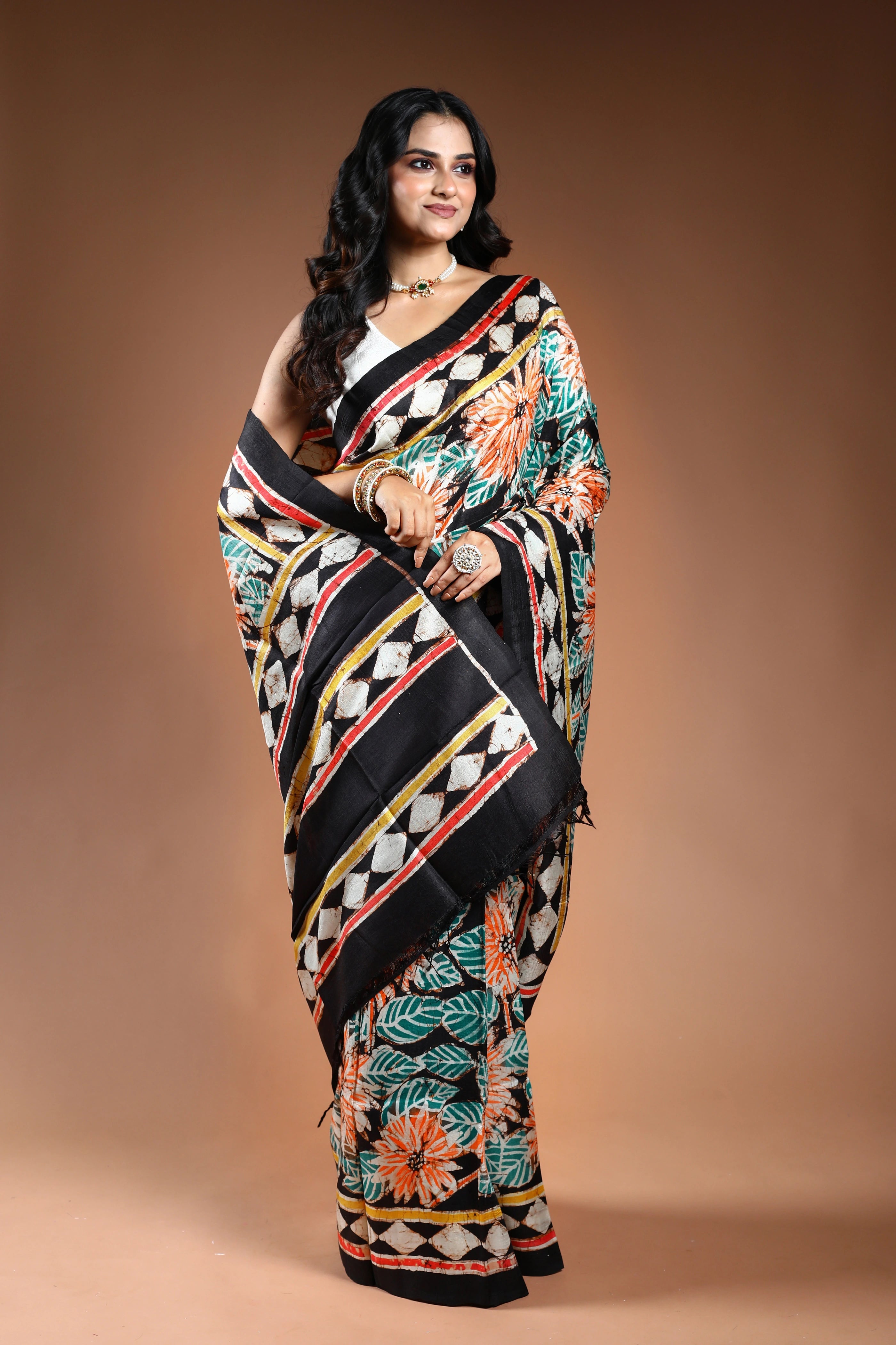 Black Pure Bishnupur Silk Saree with Blouse Piece