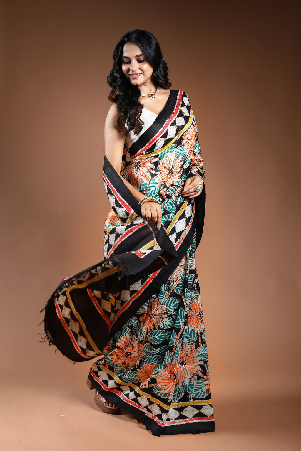 Black Pure Bishnupur Silk Saree with Blouse Piece