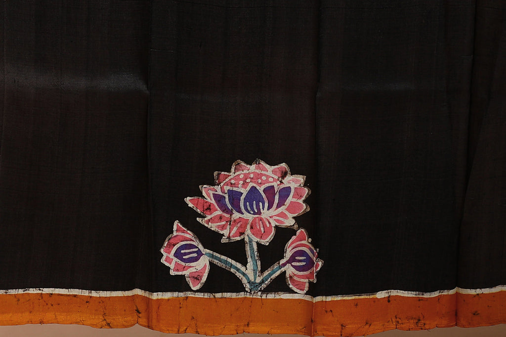 Multicolor Pure Bishnupur Silk Saree with Blouse Piece