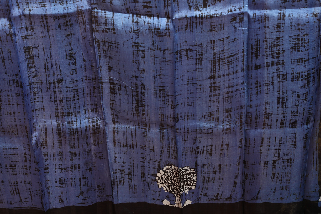 Charcoal Pure bishnupur silk Saree with Blouse Piece