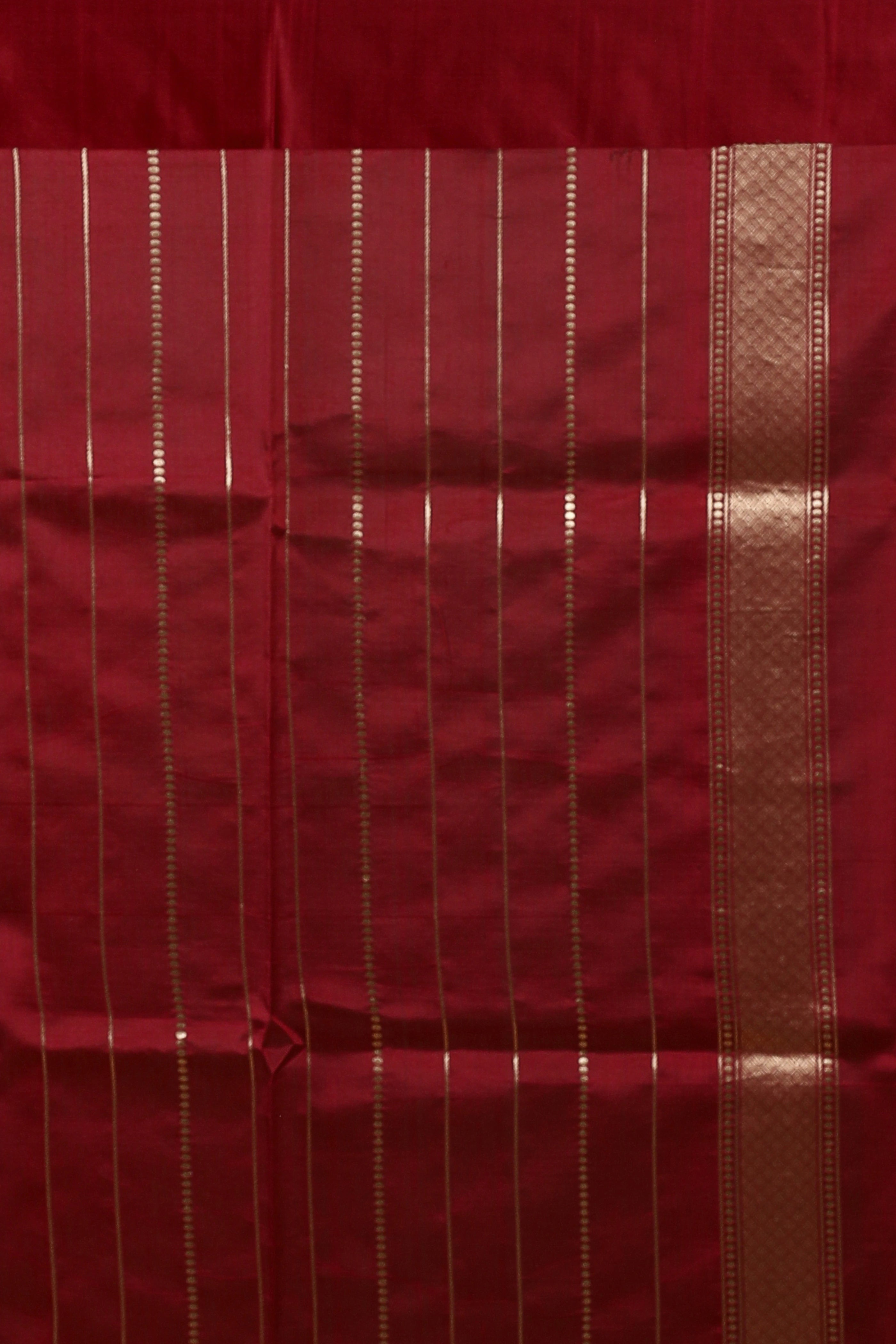 Dark Red Pure Mango Silk Saree With Blouse Piece