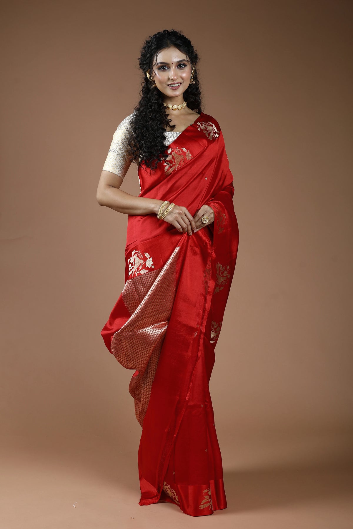 Red Pure Mango Silk Saree With Blouse Piece
