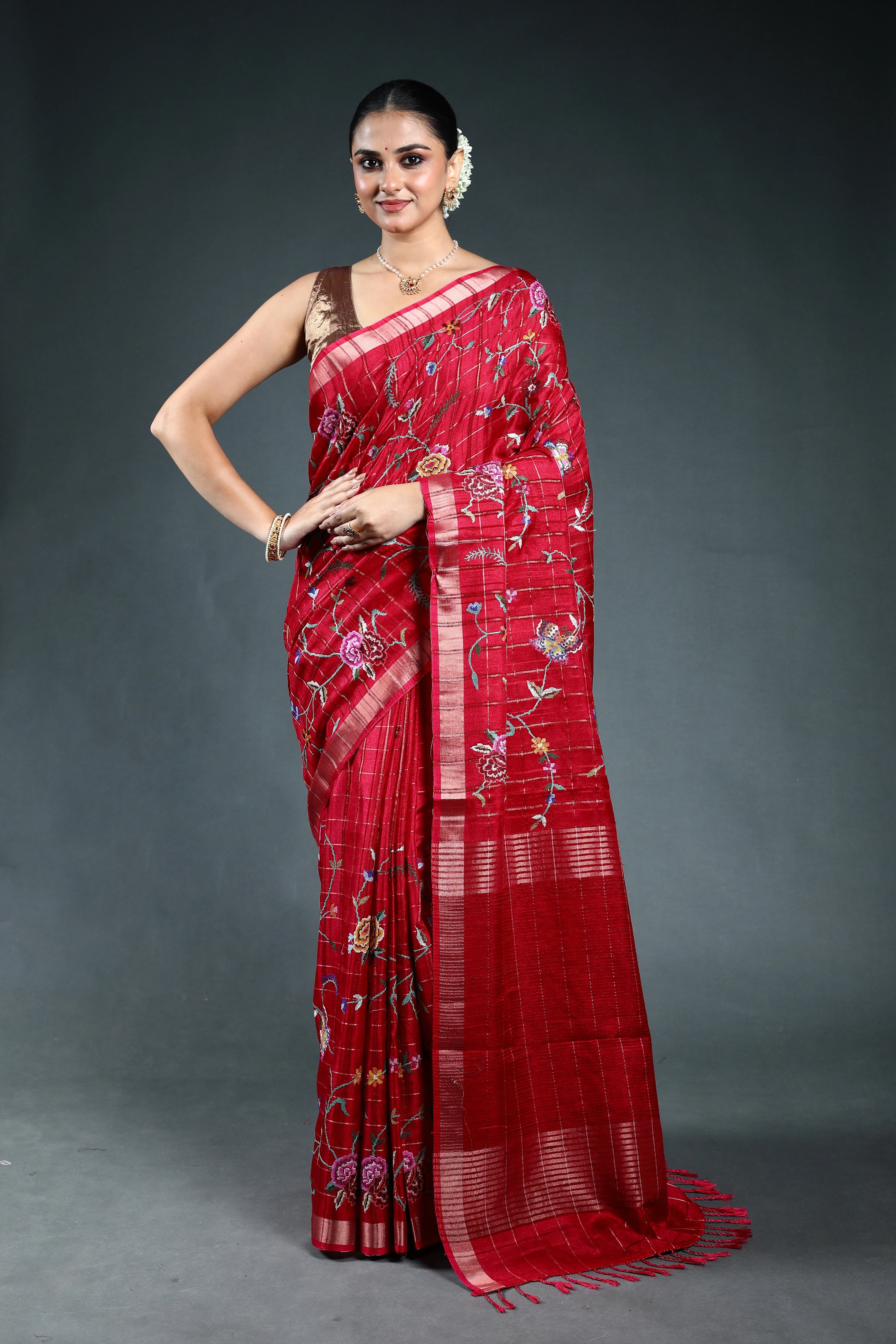 Magenda Semi Tussar embroidery Saree with Blouse Piece