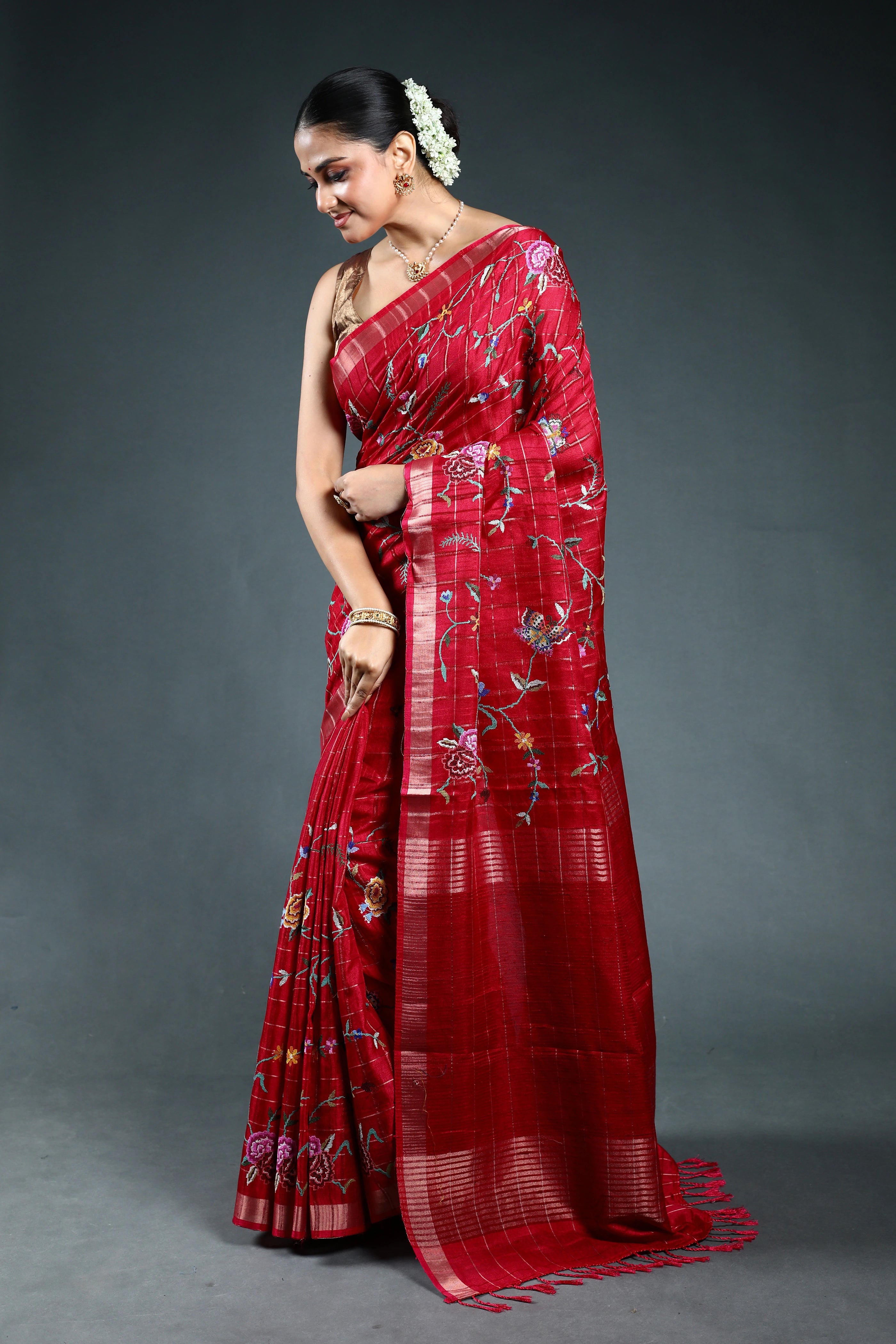 Magenda Semi Tussar embroidery Saree with Blouse Piece