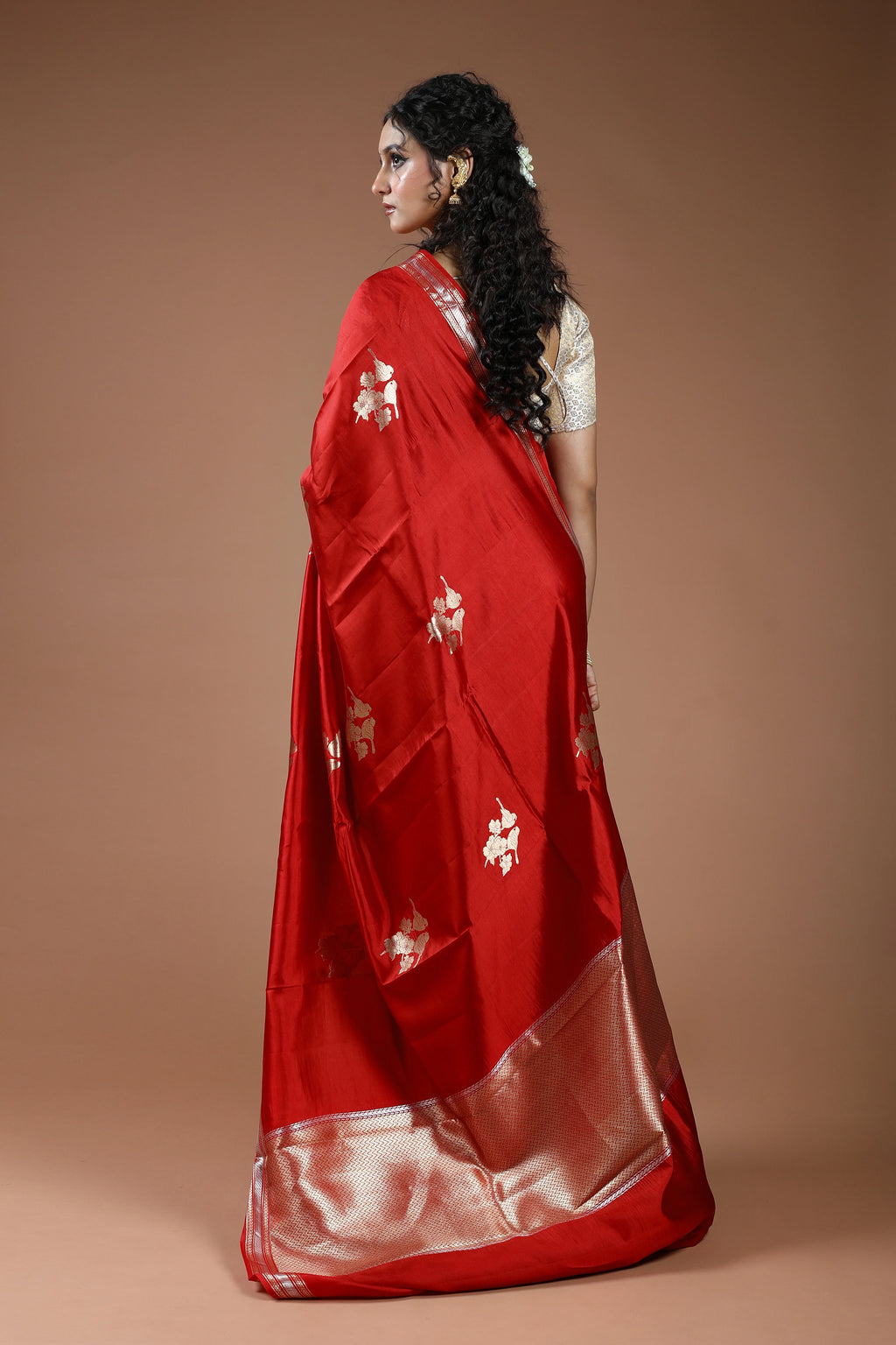 Red Pure Mango Silk Saree With Blouse Piece