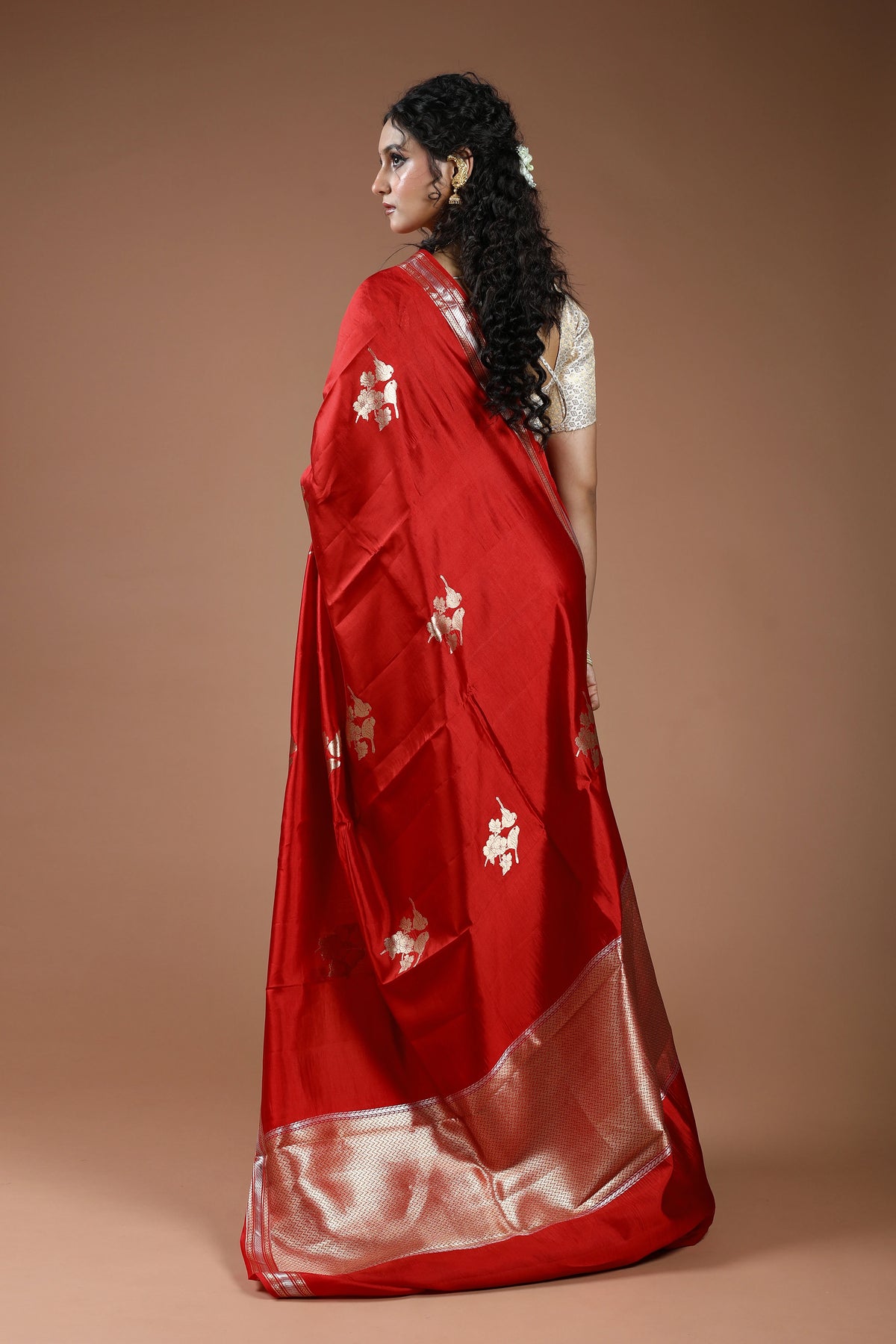 Red Pure Mango Silk Saree With Blouse Piece