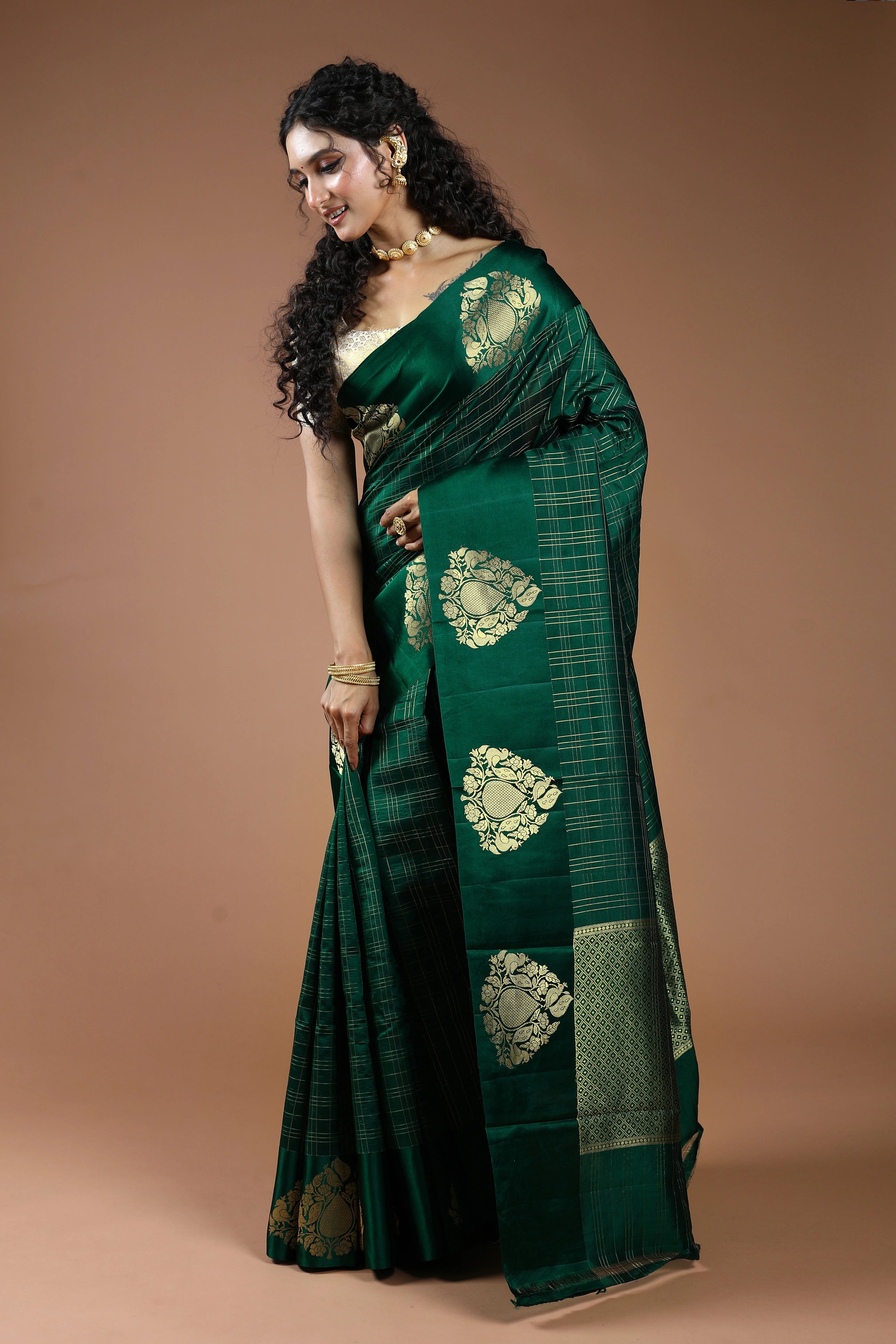 Bottle Green Pure Mango Silk Saree With Blouse Piece