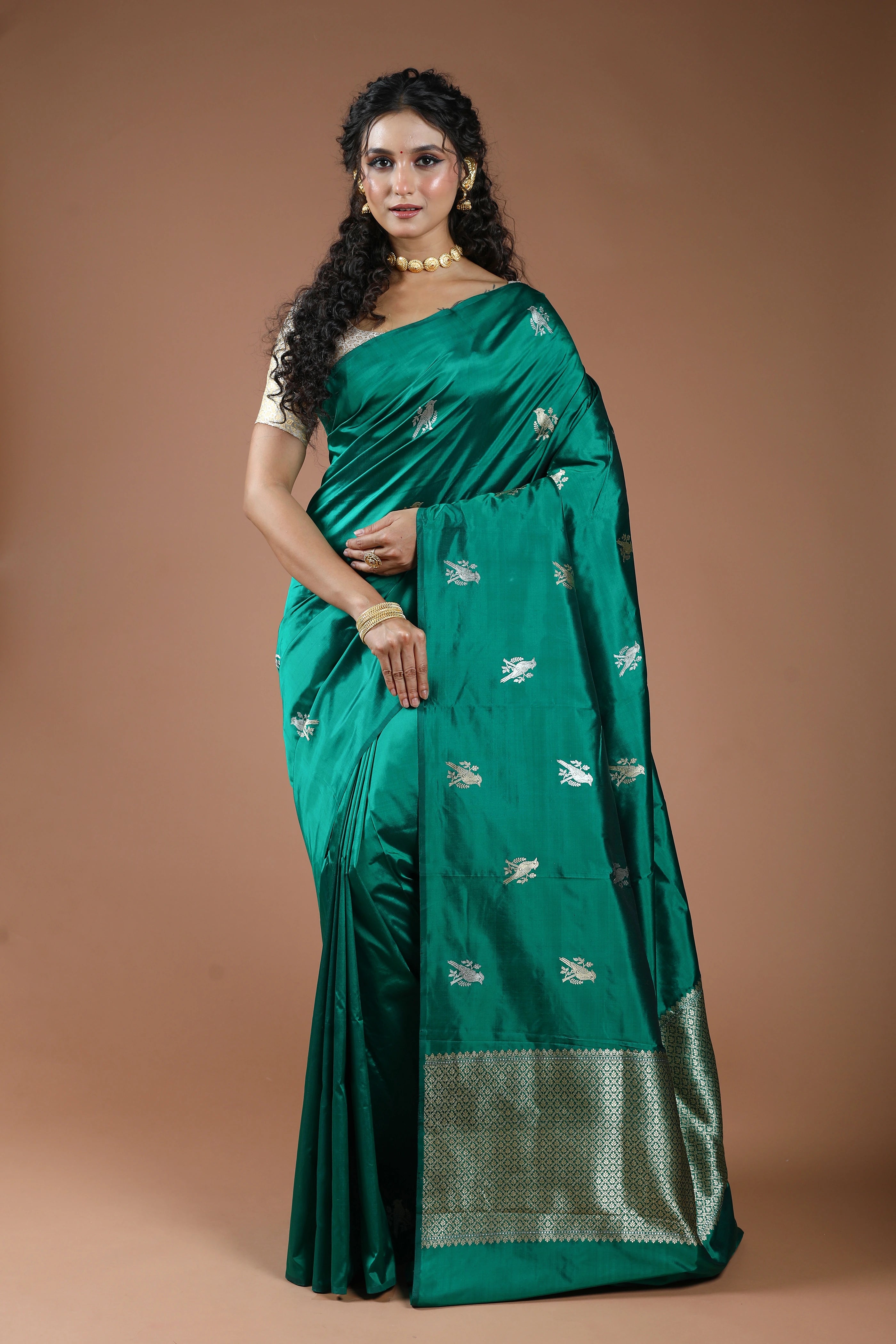 Deep Green Pure Katan Silk Saree With Blouse Piece