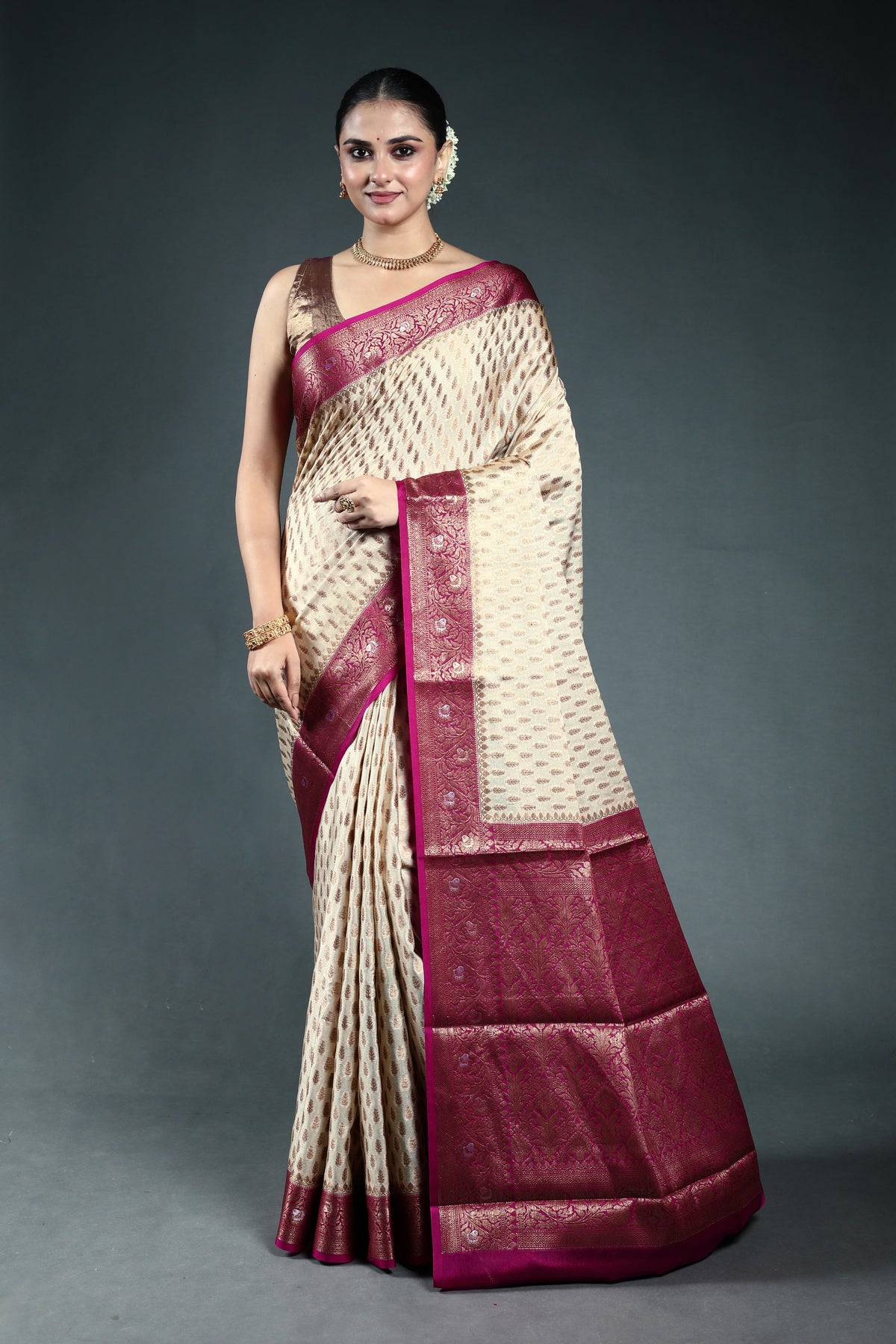 Offwhite Crepe Banarasi Saree with Blouse Piece