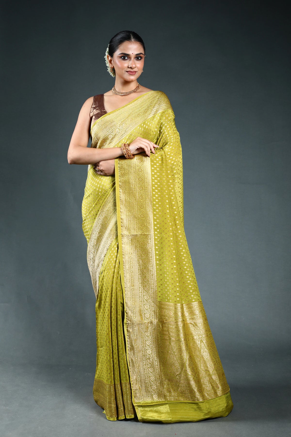 Nyon Green Semi mashru Saree with Blouse Piece