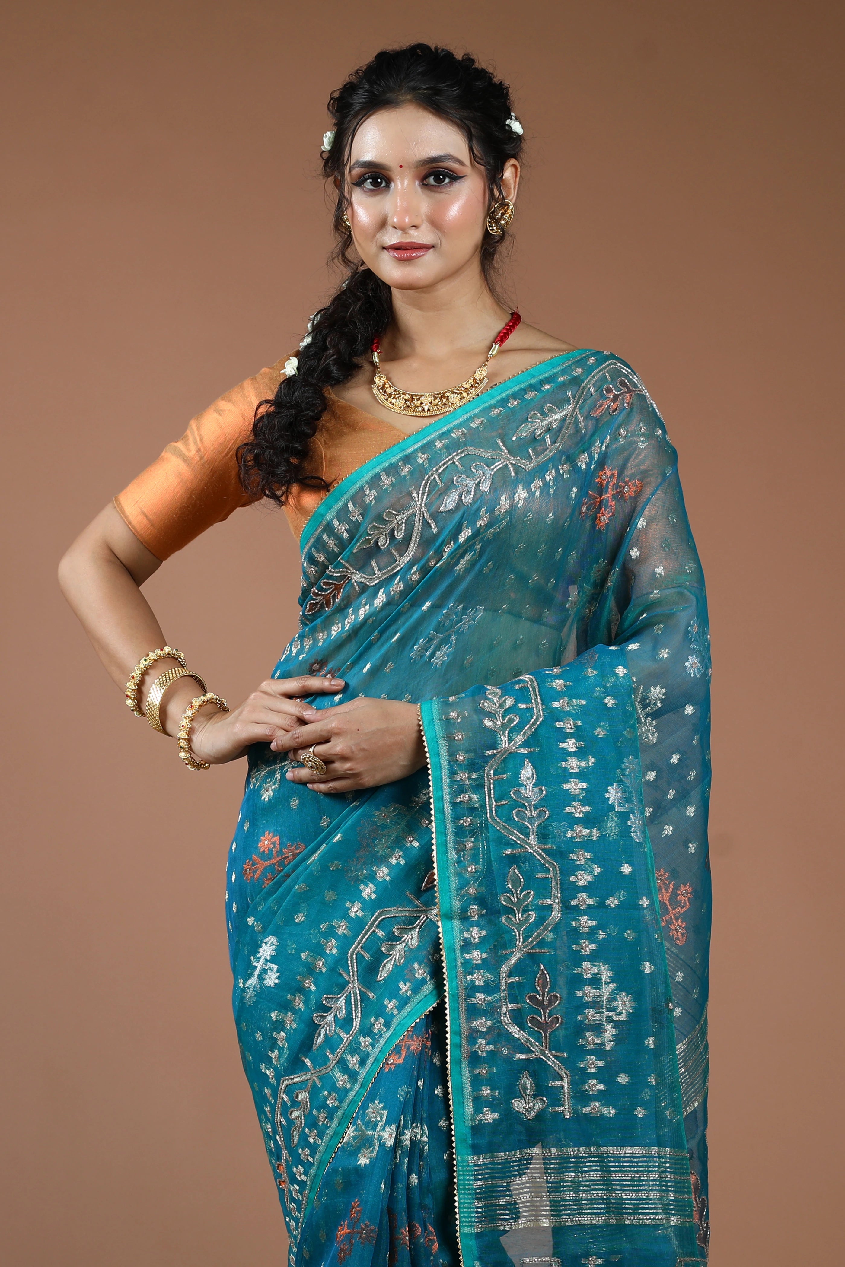 Peacock Blue Karchupi Jamdani Saree With Blouse Piece