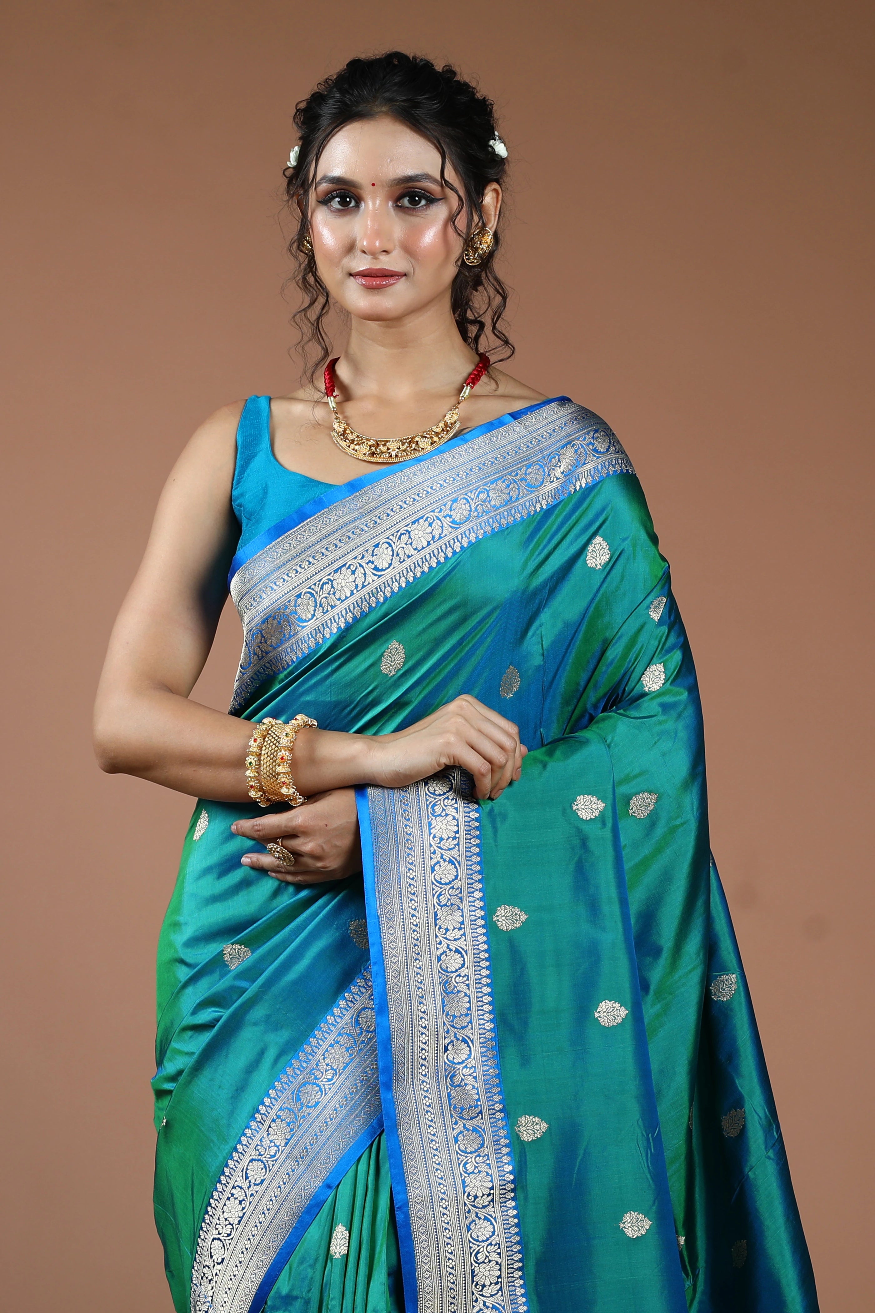 Peacock Blue Dual Tone Pure Katan Banarasi Silk Saree With Blouse Piece