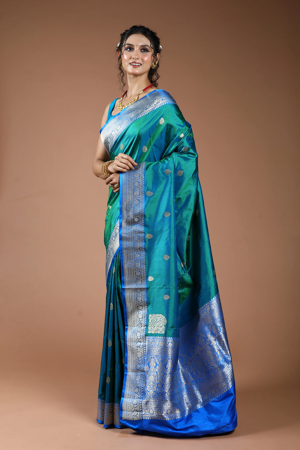 Peacock Blue Dual Tone Pure Katan Banarasi Silk Saree With Blouse Piece