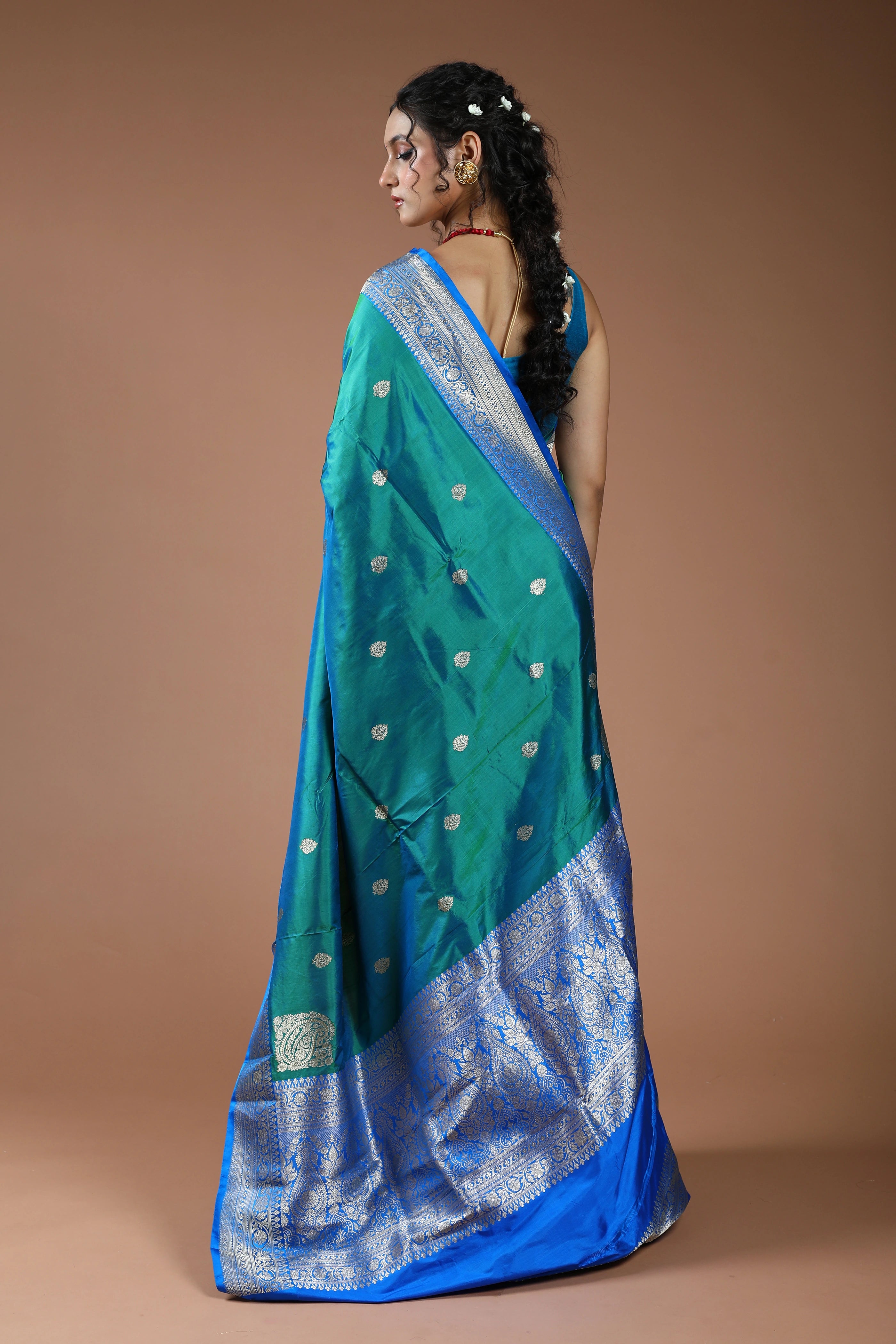 Peacock Blue Dual Tone Pure Katan Banarasi Silk Saree With Blouse Piece