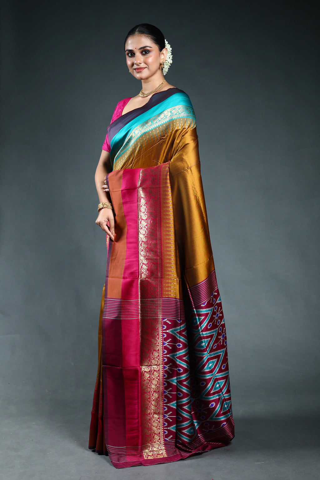 Copper Semi pochampally Saree with Blouse Piece