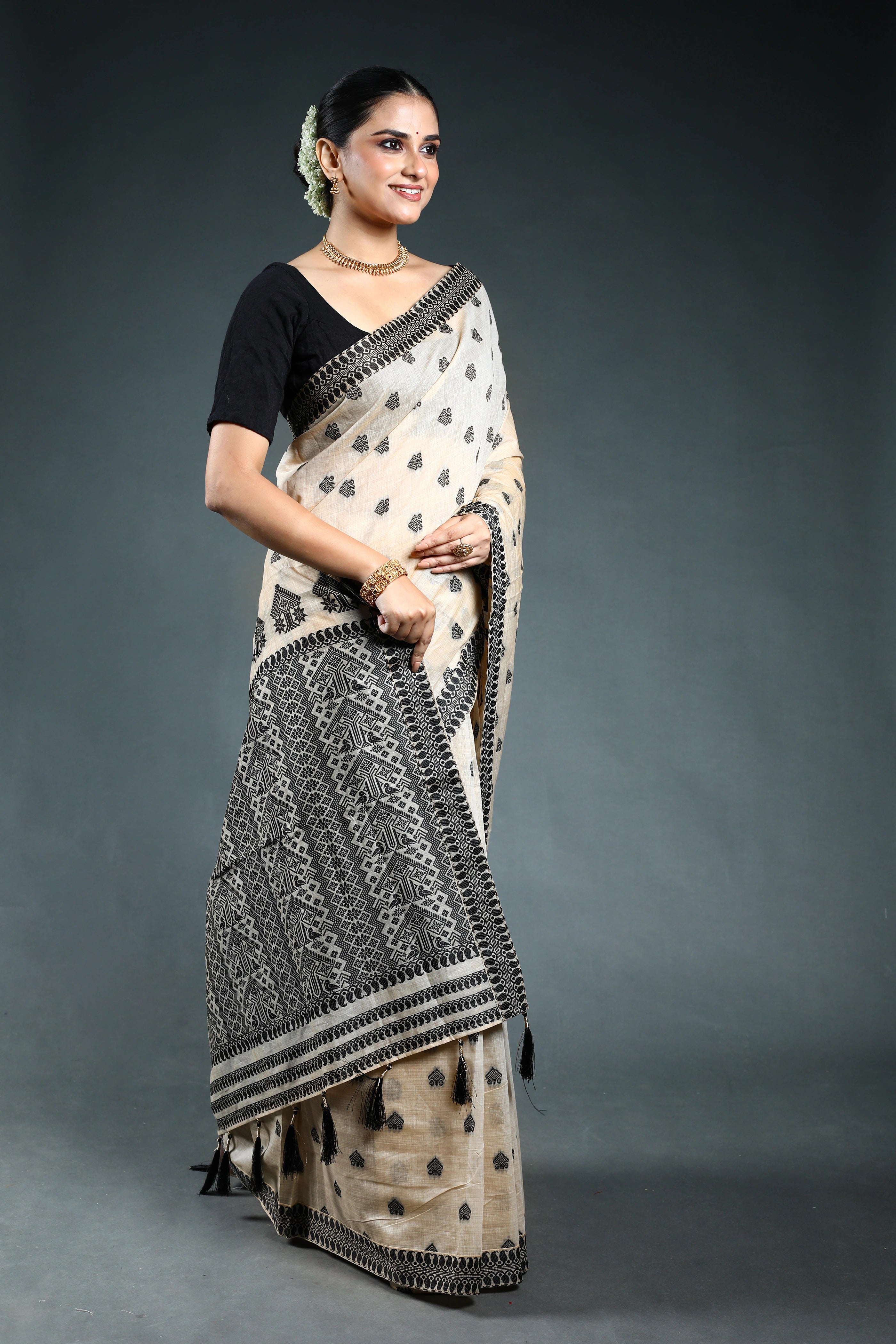 Black Semi Assam Silk Saree with Blouse Piece