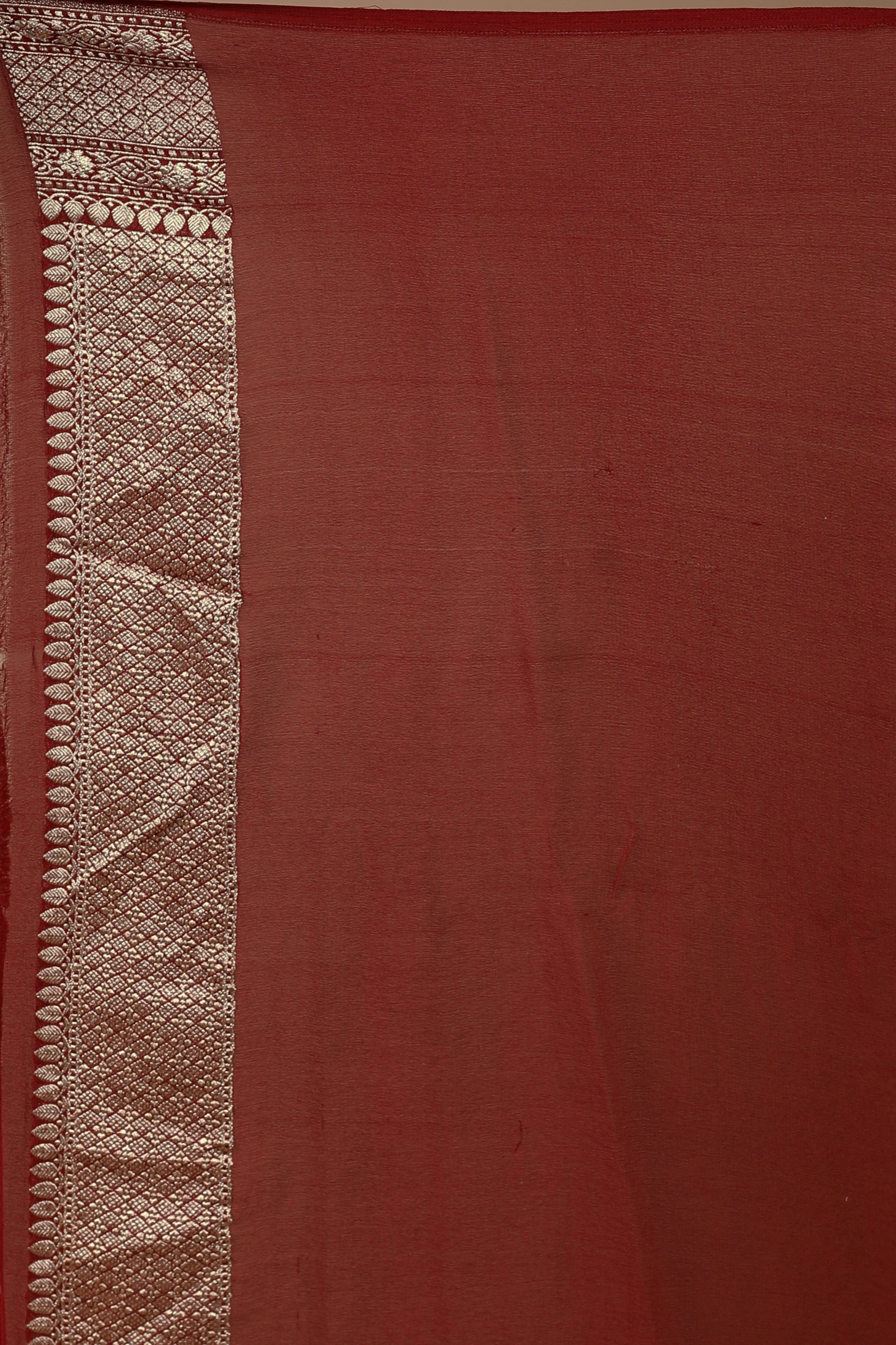 Dark Red Pure Georgette Saree With Blouse Piece