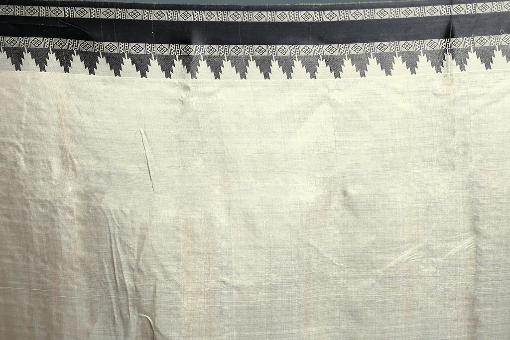 Beige Bengal Handloom tussar Saree with Blouse Piece