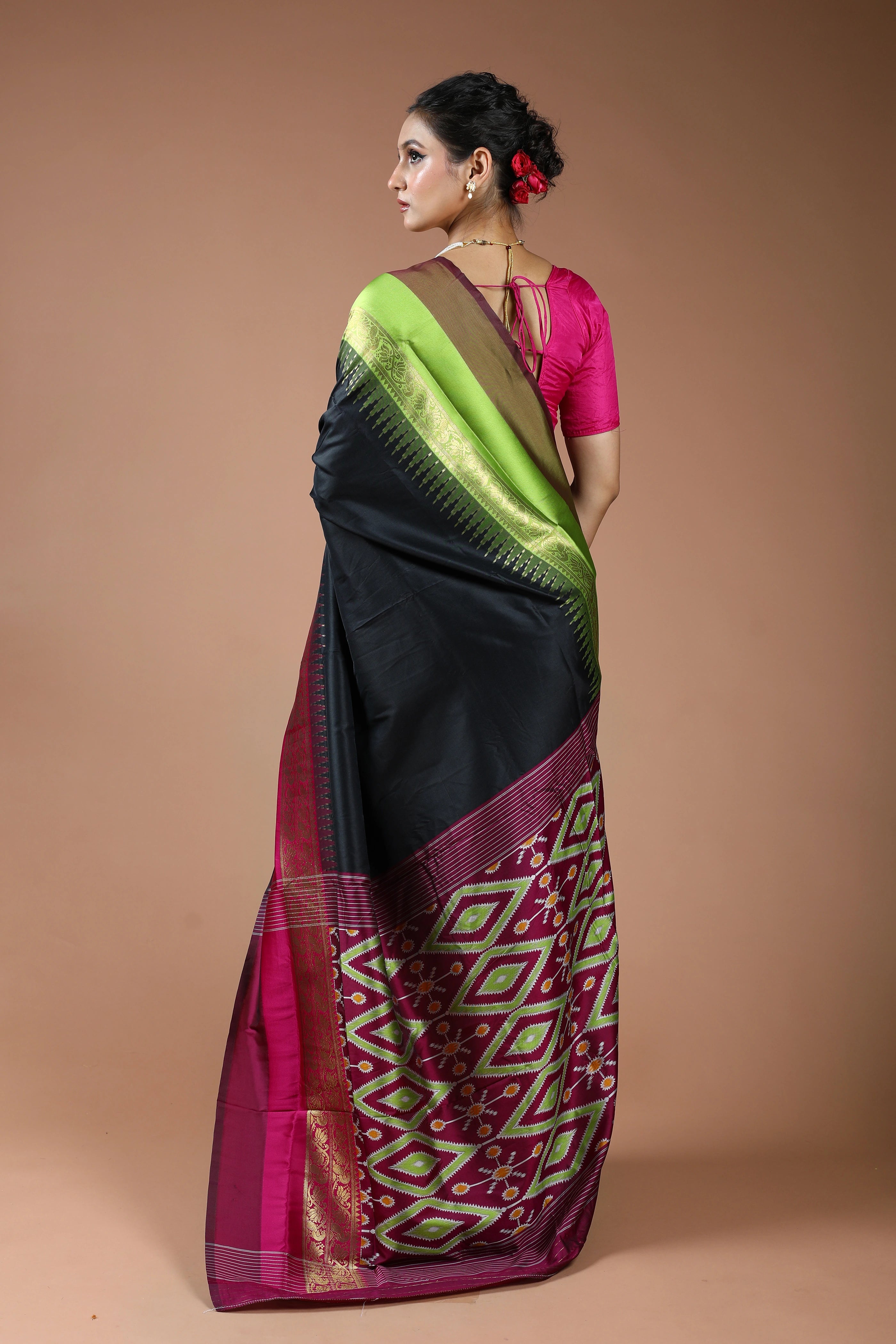 Black Semi Pochampally Saree With Blouse Piece