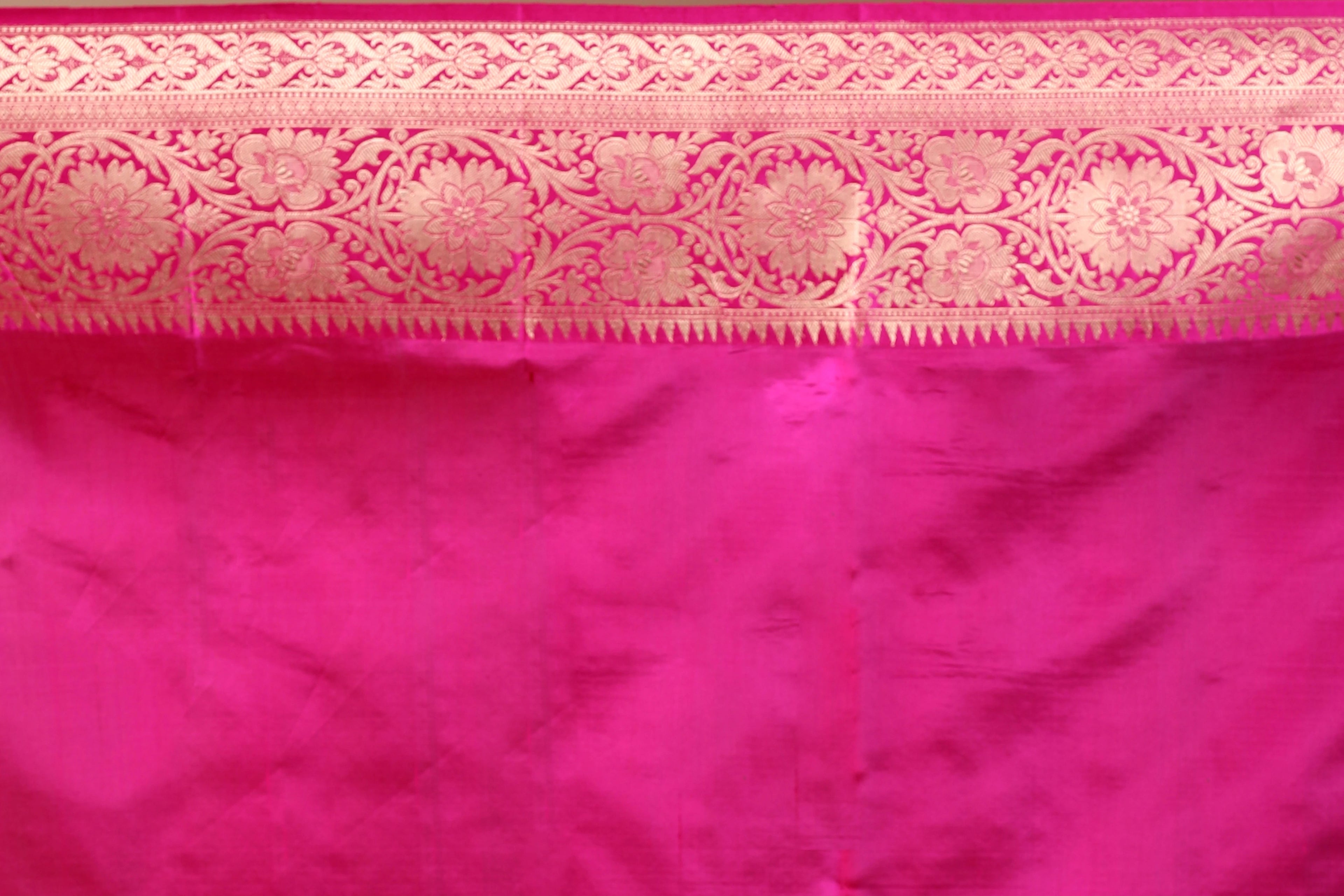 Deep Magenda Pure Kora Banarasi With Katan Border Saree With Blouse Piece