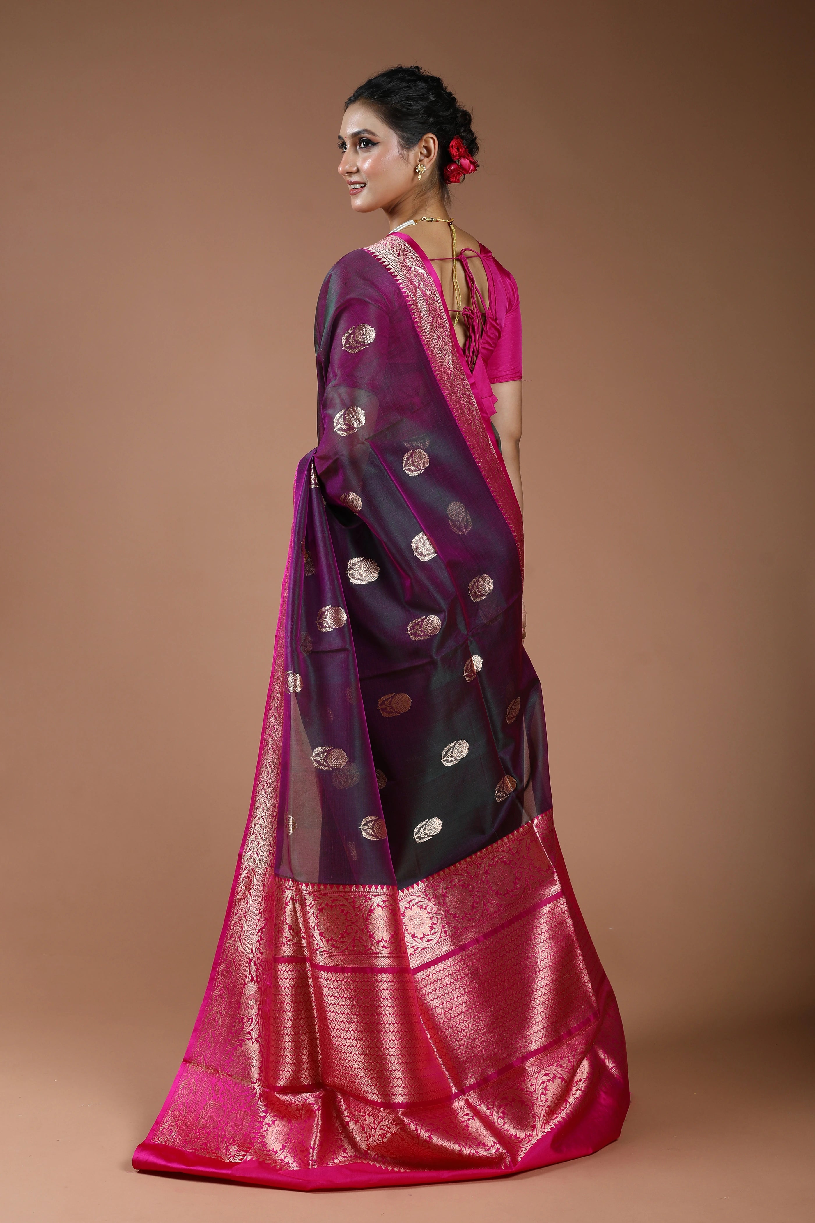 Deep Magenda Pure Kora Banarasi With Katan Border Saree With Blouse Piece